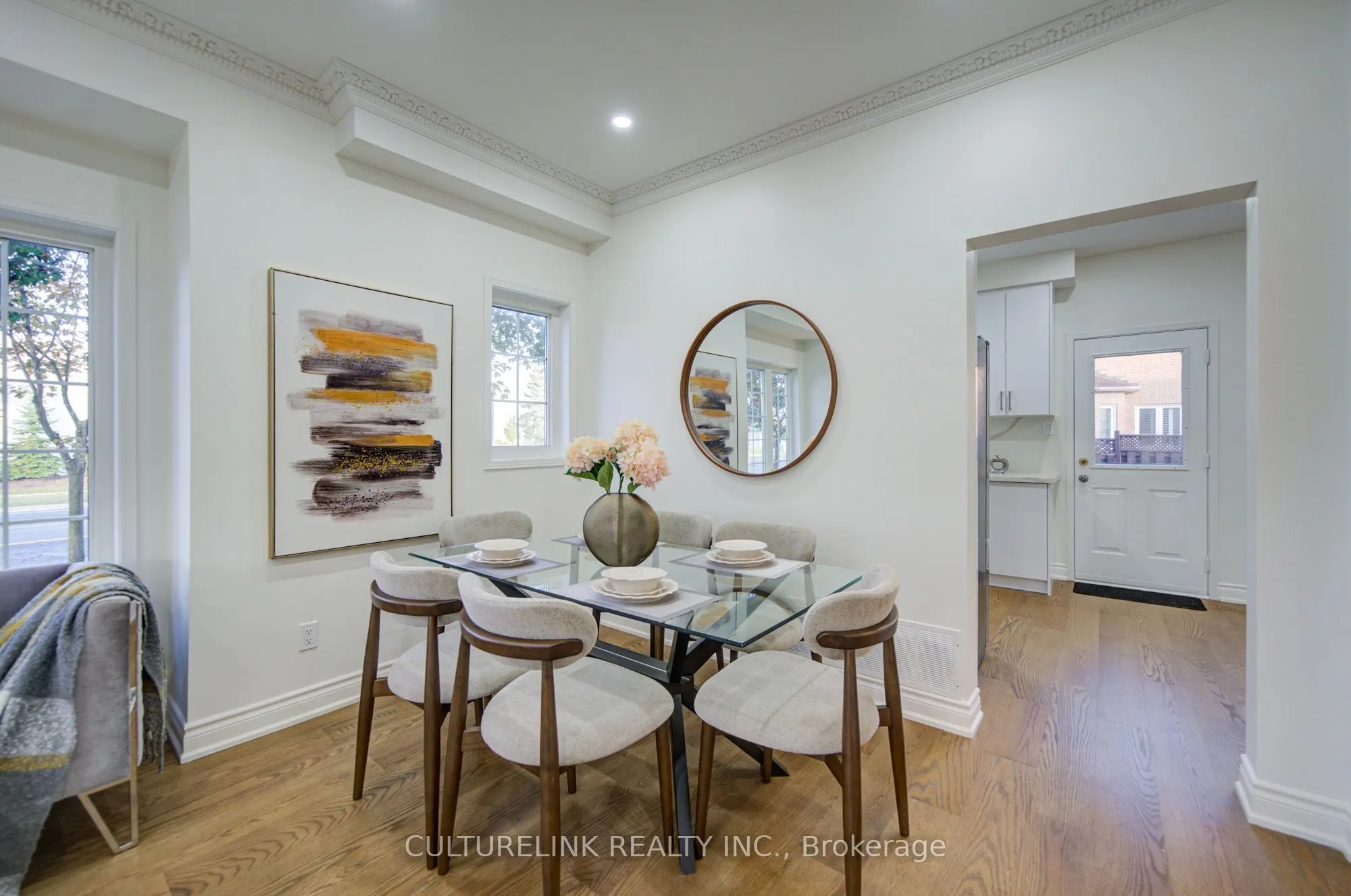 2 Hartwell Place