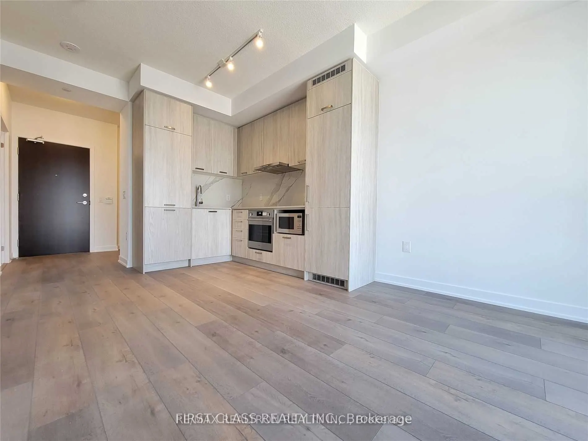 38 Honeycrisp Crescent #2116