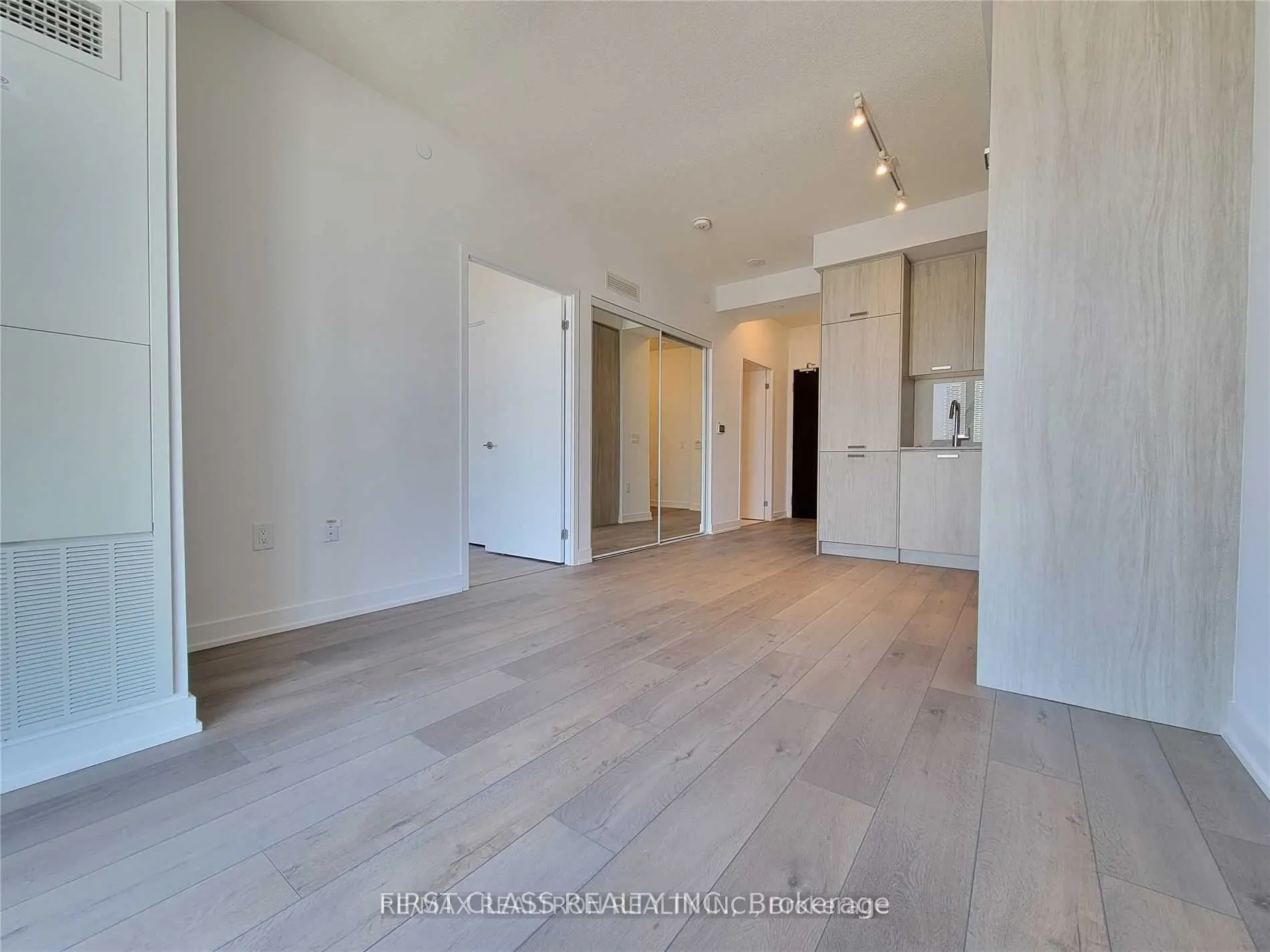 38 Honeycrisp Crescent #2116