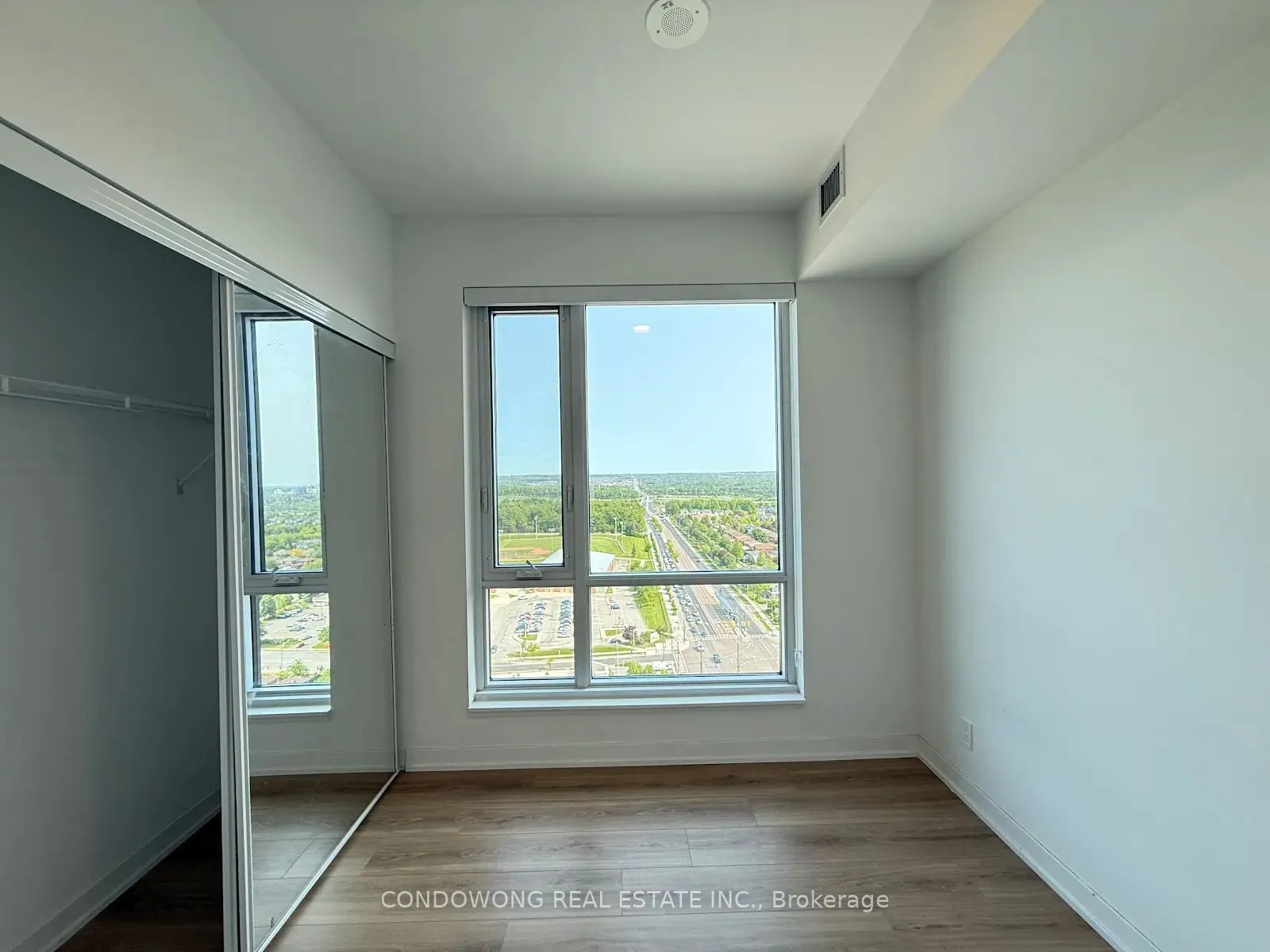 7950 Bathurst Street #2104
