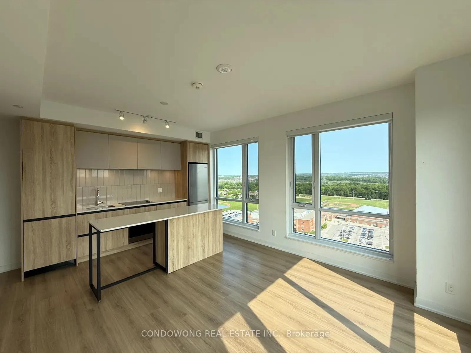 7950 Bathurst Street #2104