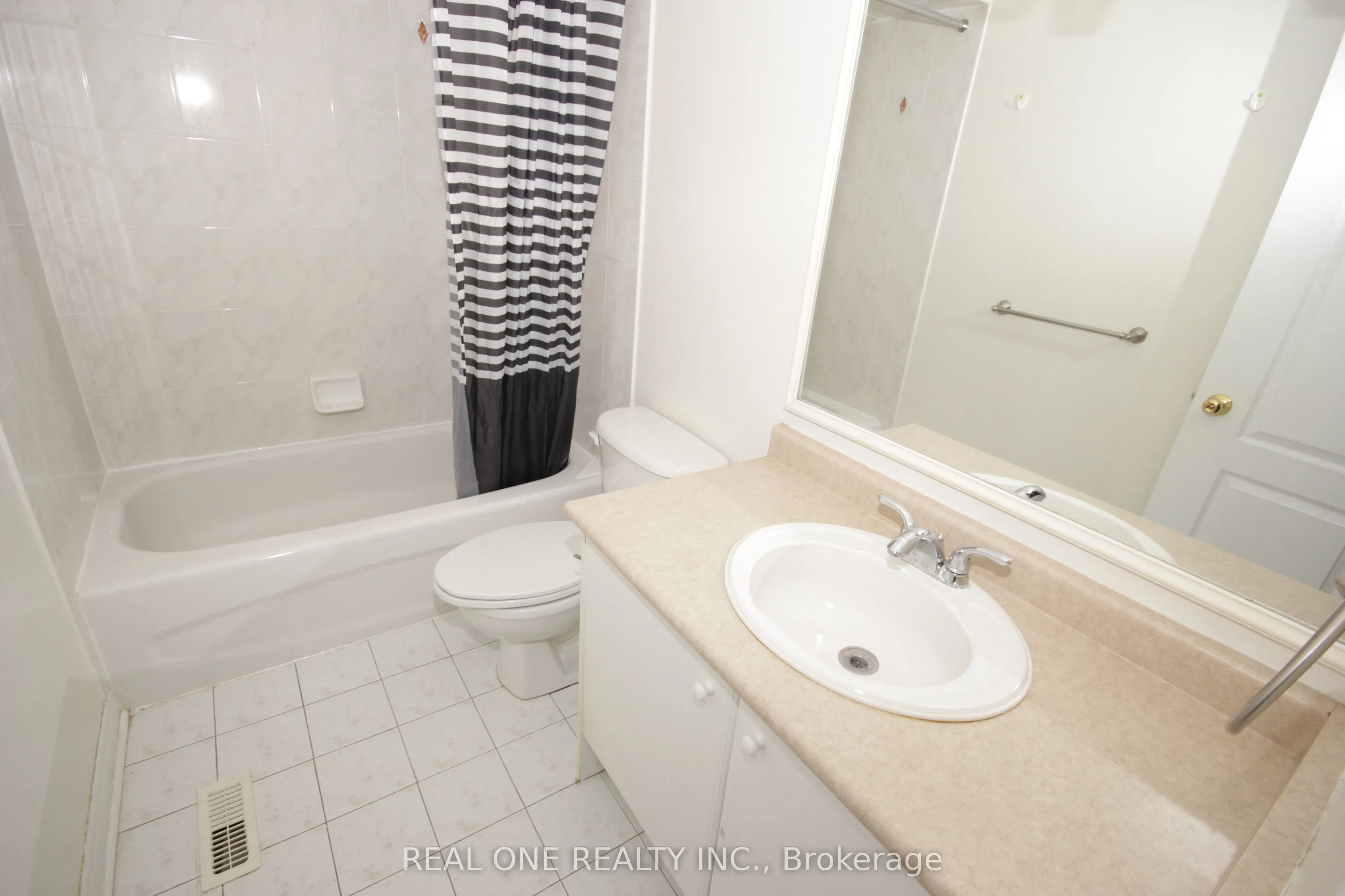 15 Azalea Gate Way