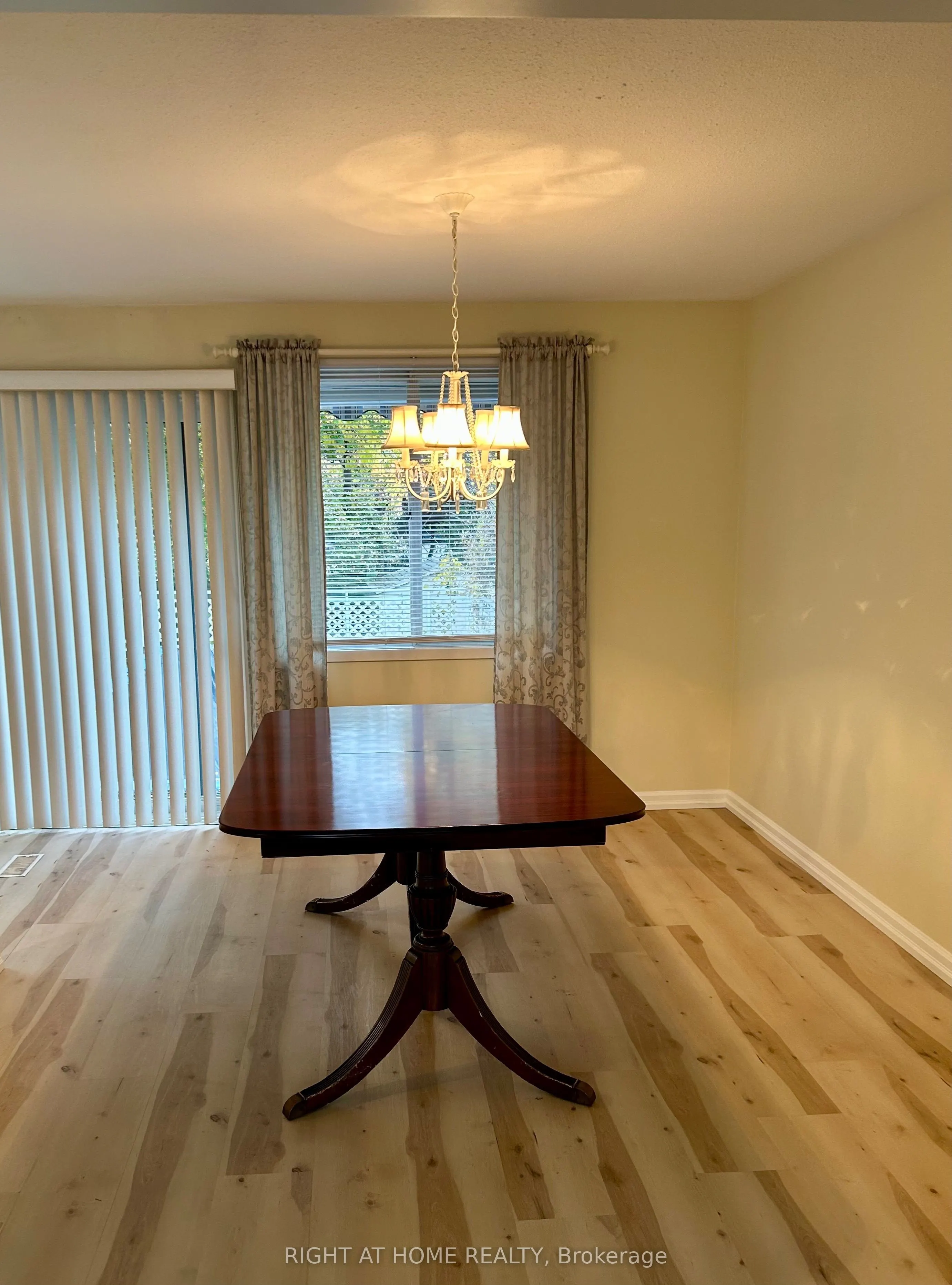 94 Southdale Drive