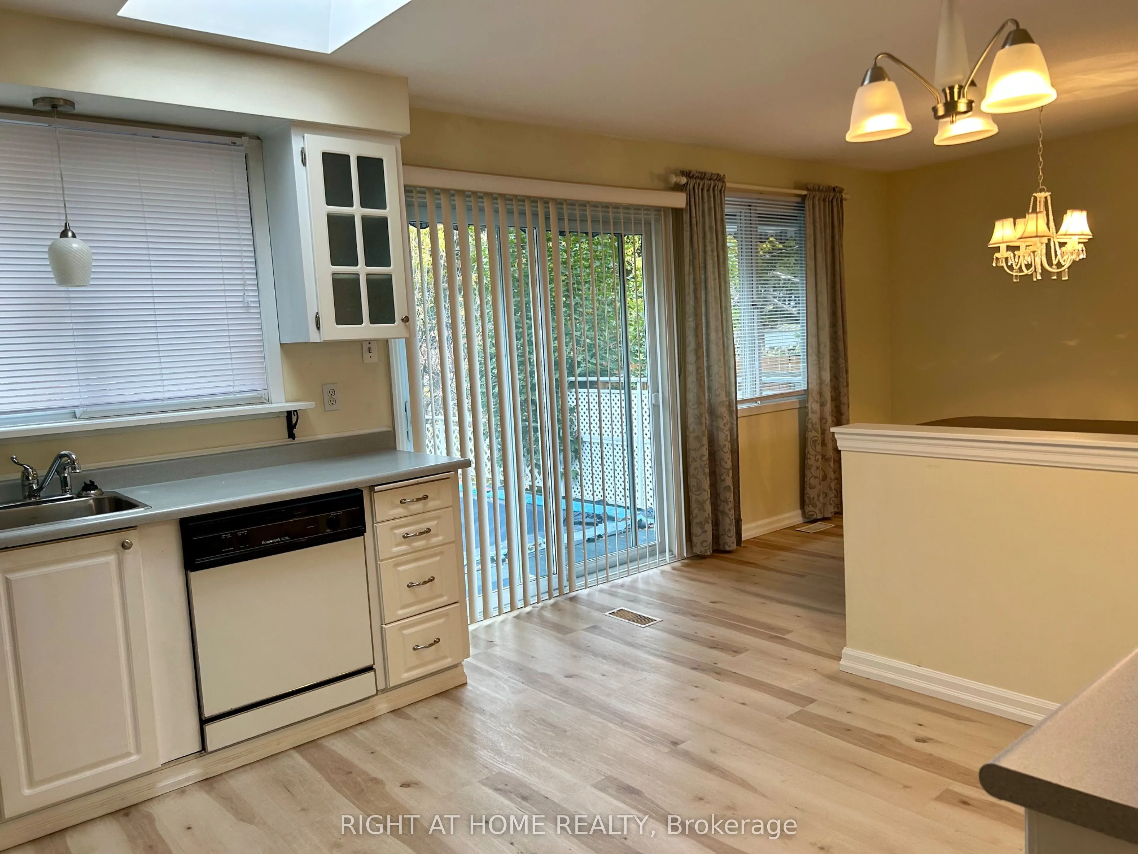 94 Southdale Drive