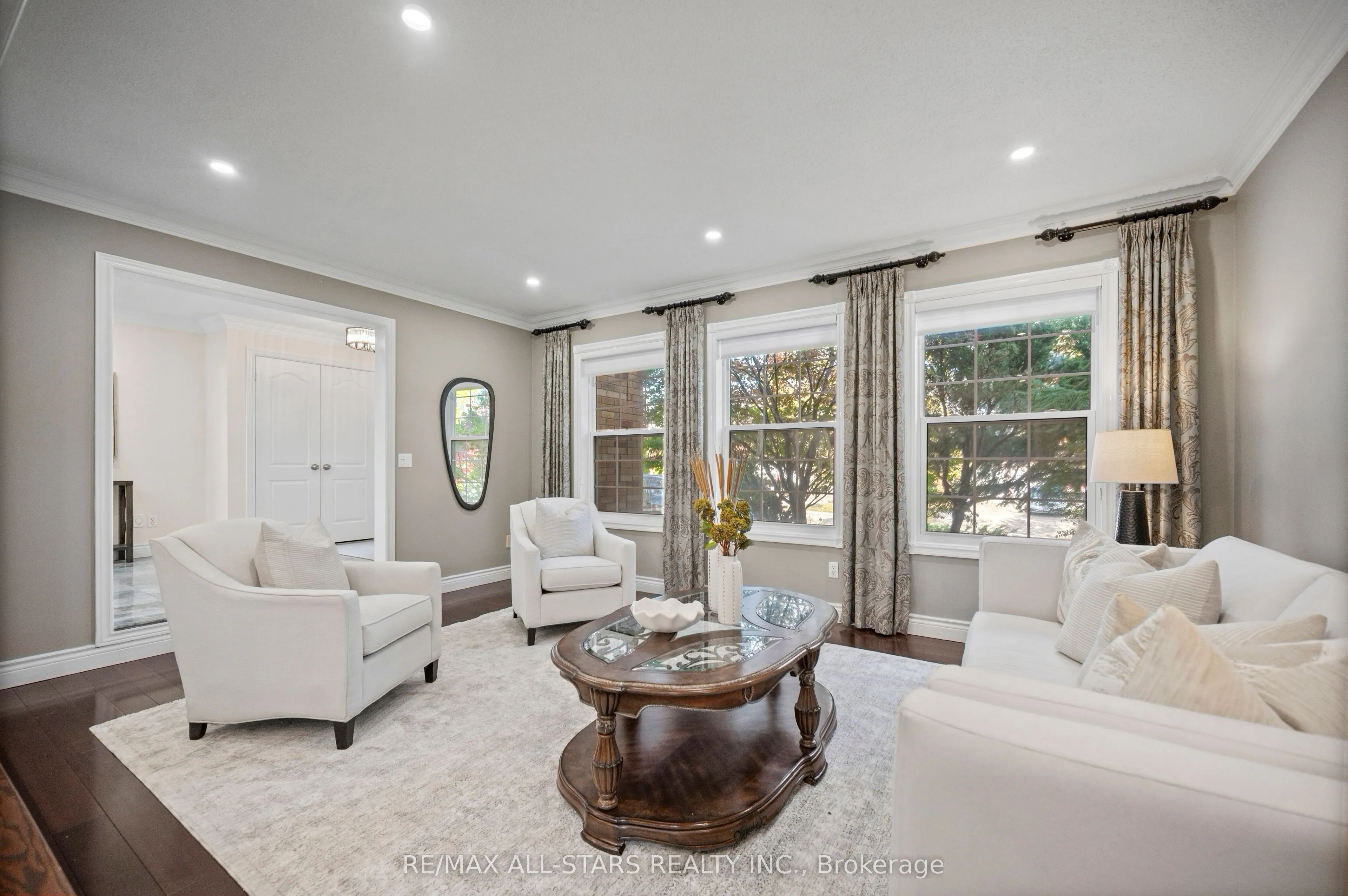 23 Charrington Crescent