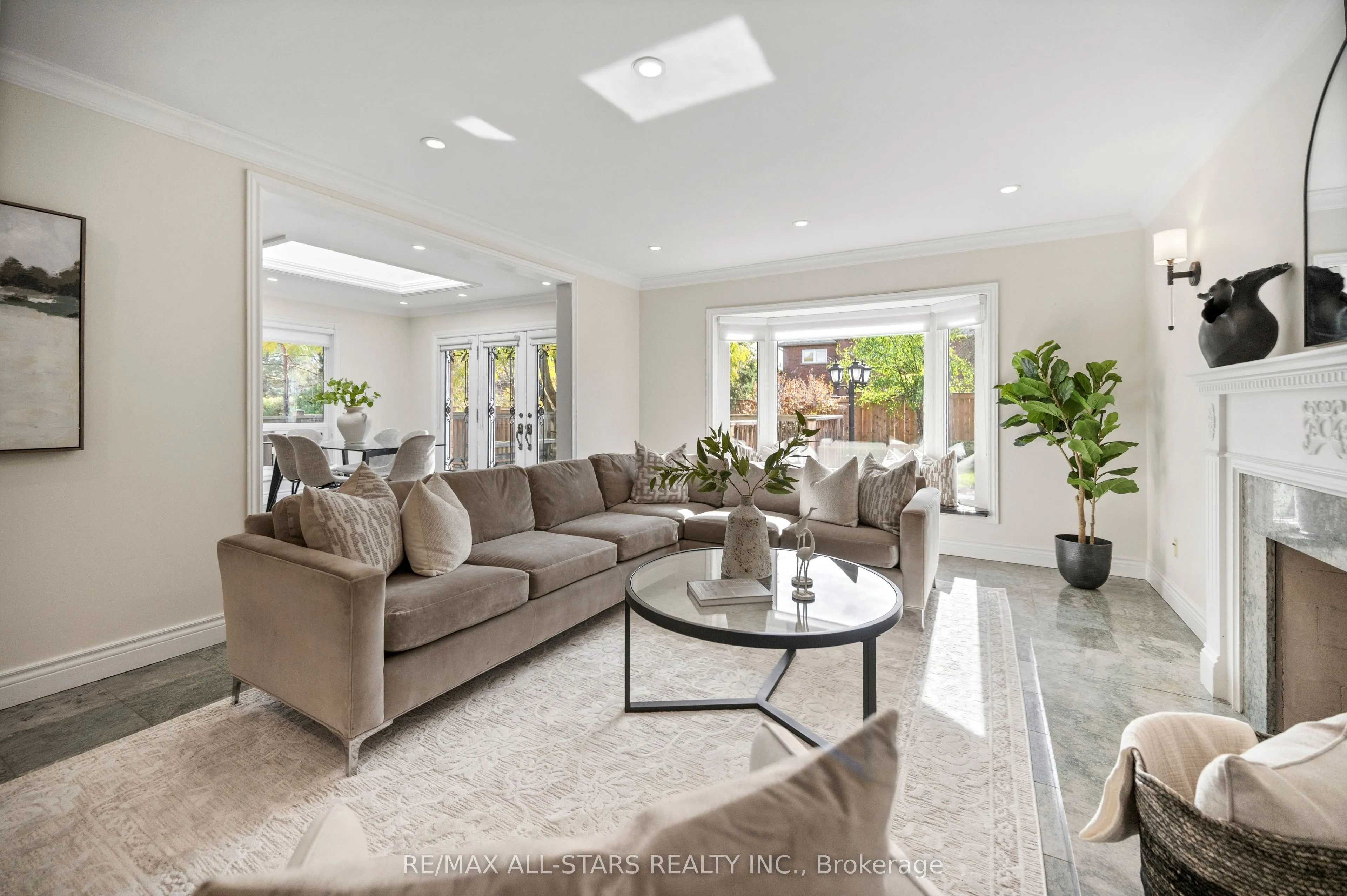 23 Charrington Crescent