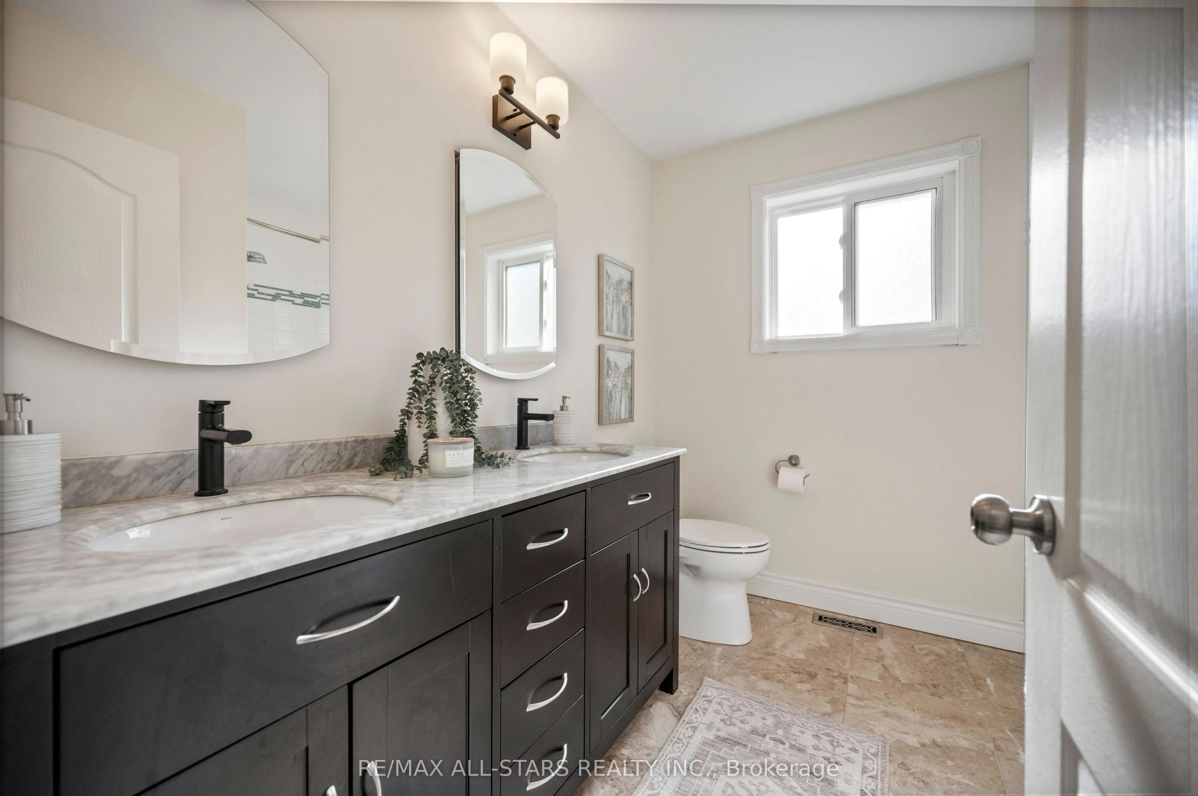 23 Charrington Crescent