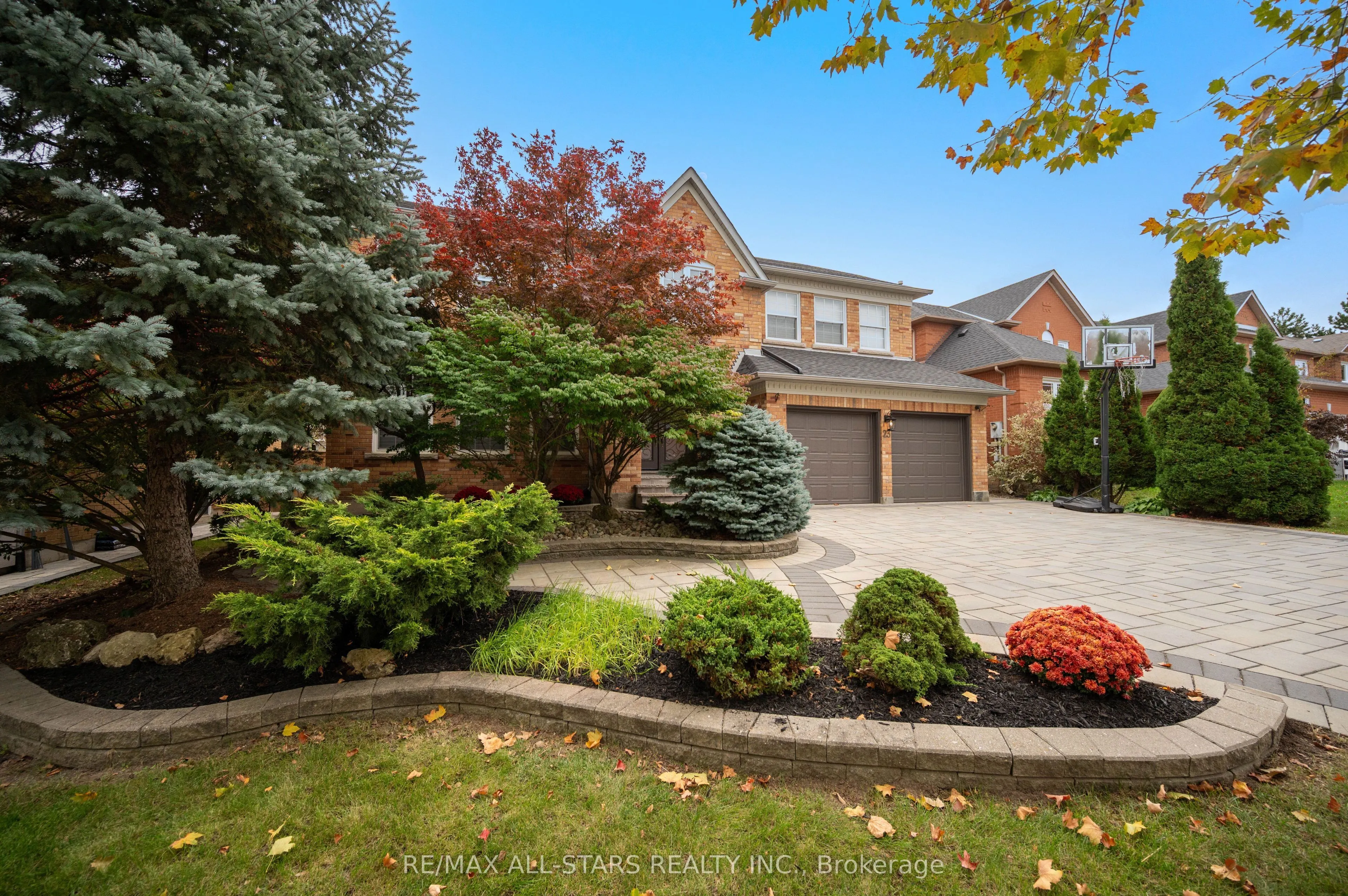 23 Charrington Crescent