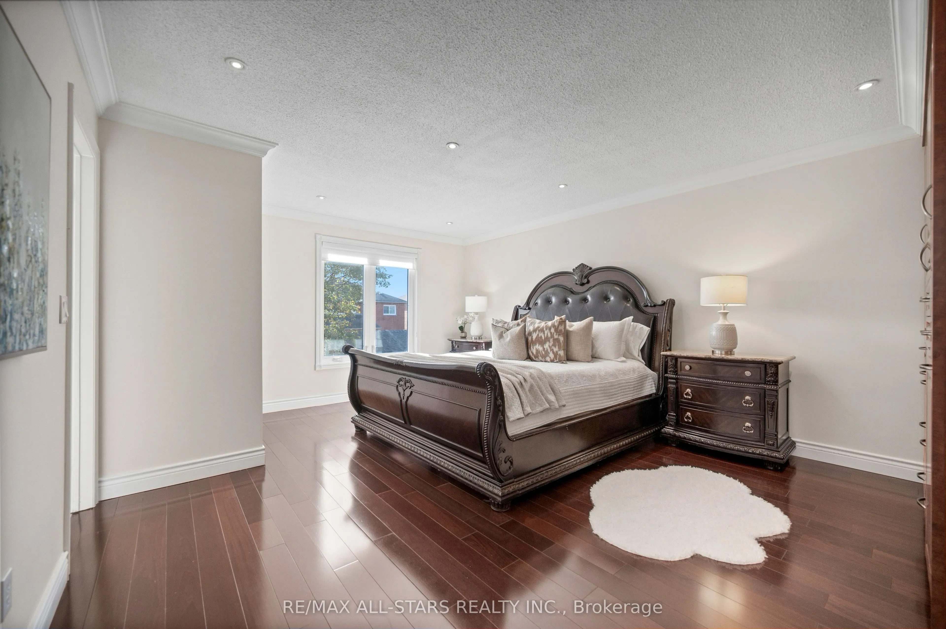 23 Charrington Crescent