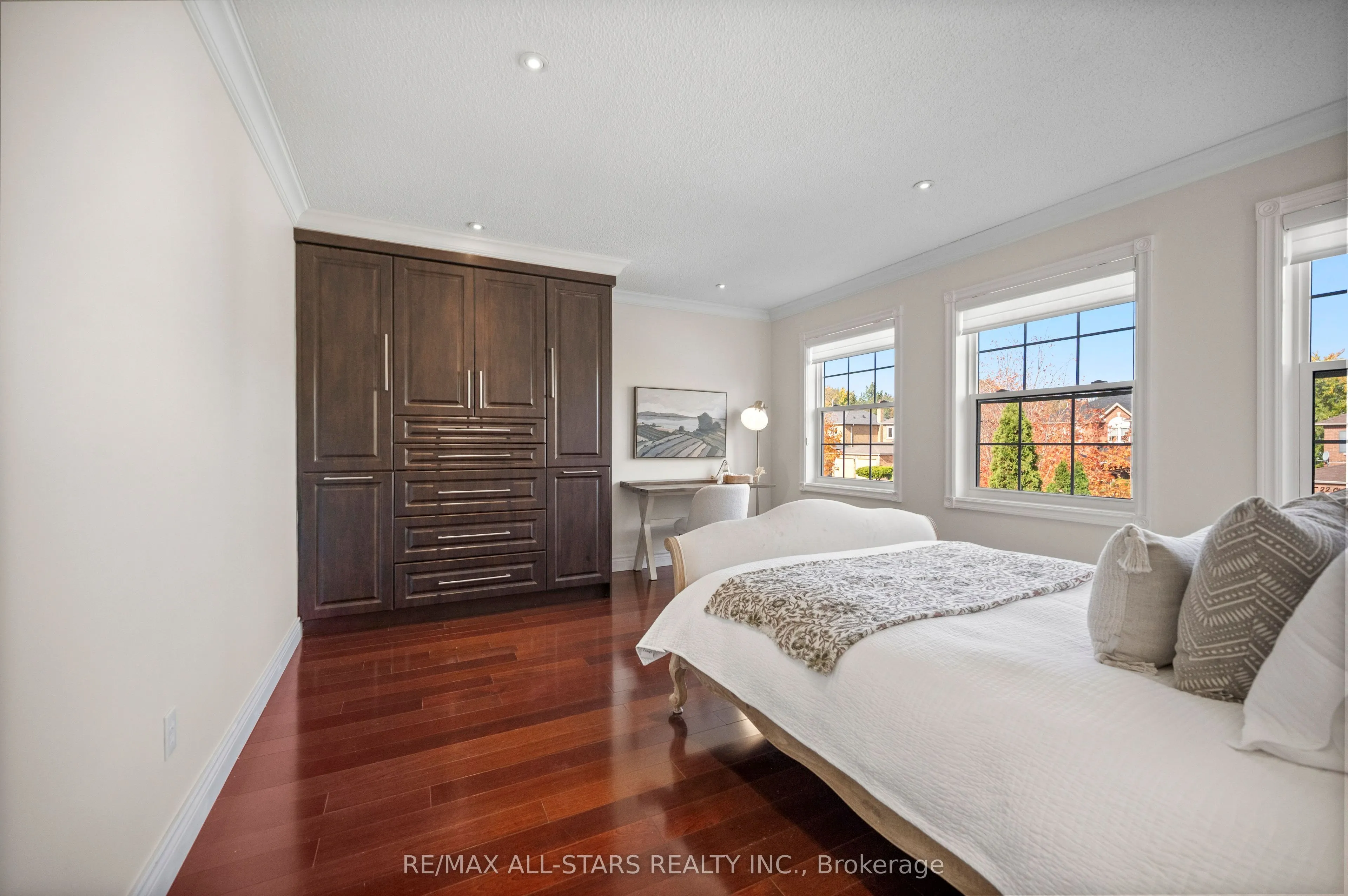 23 Charrington Crescent