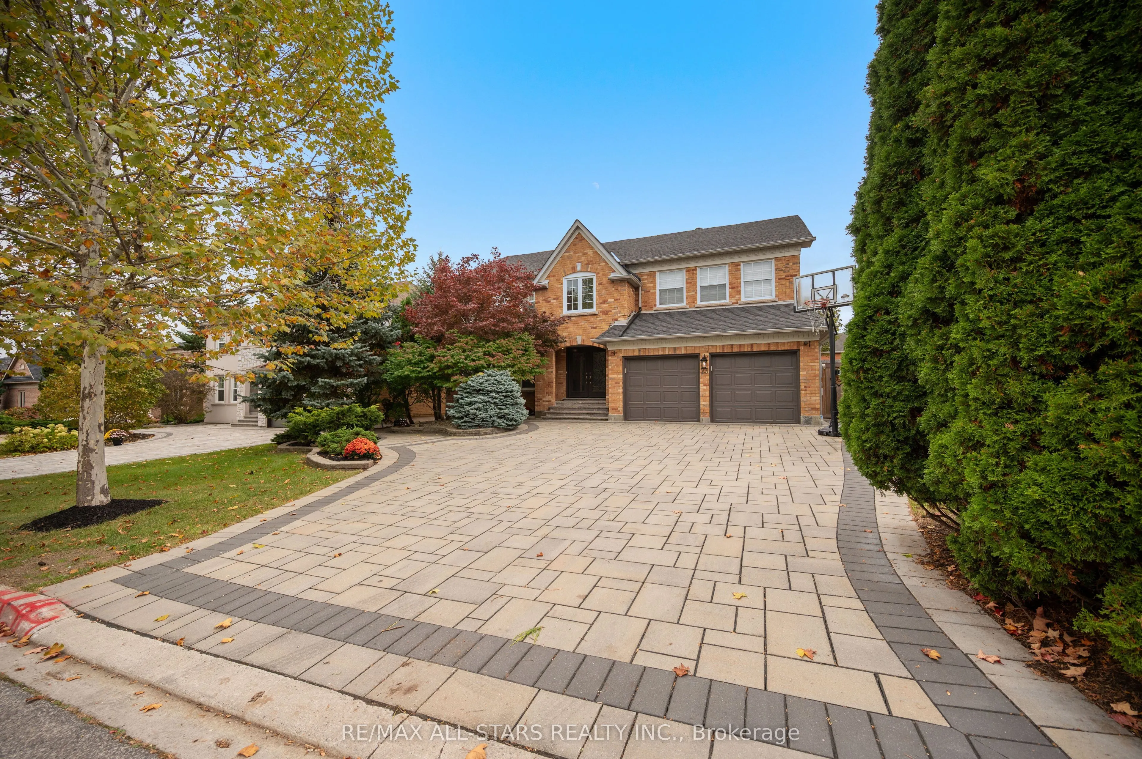 23 Charrington Crescent