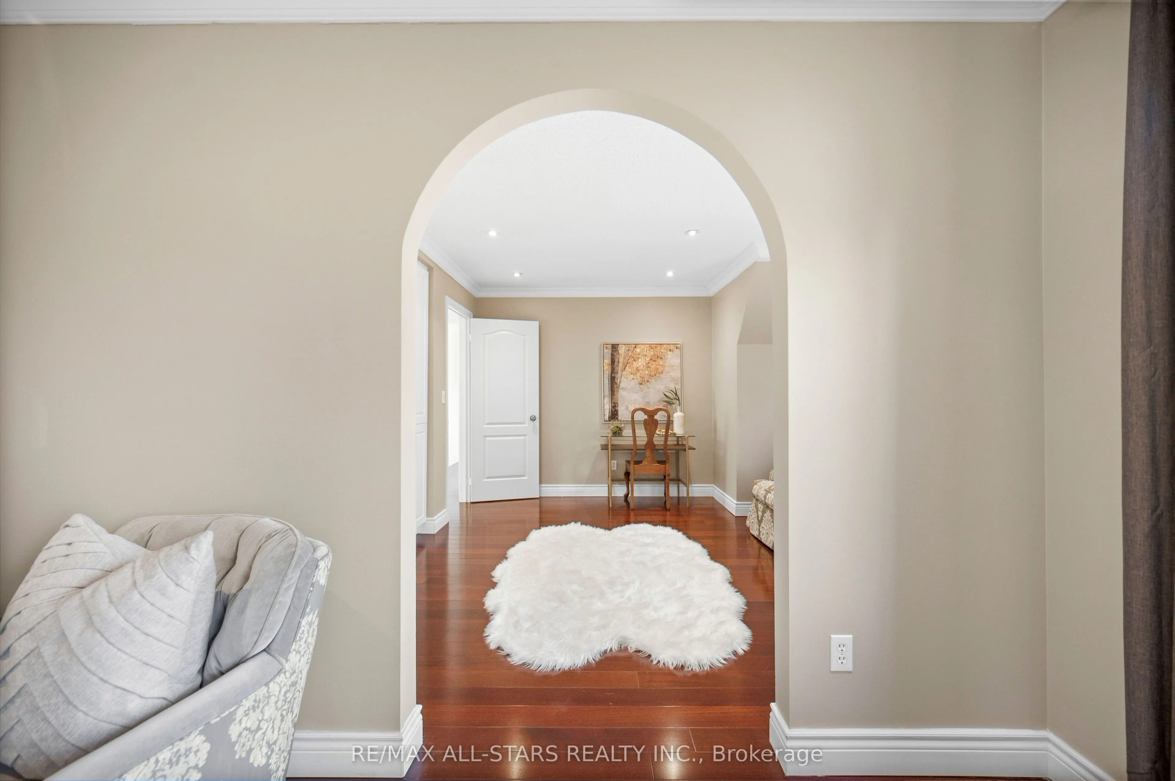 23 Charrington Crescent