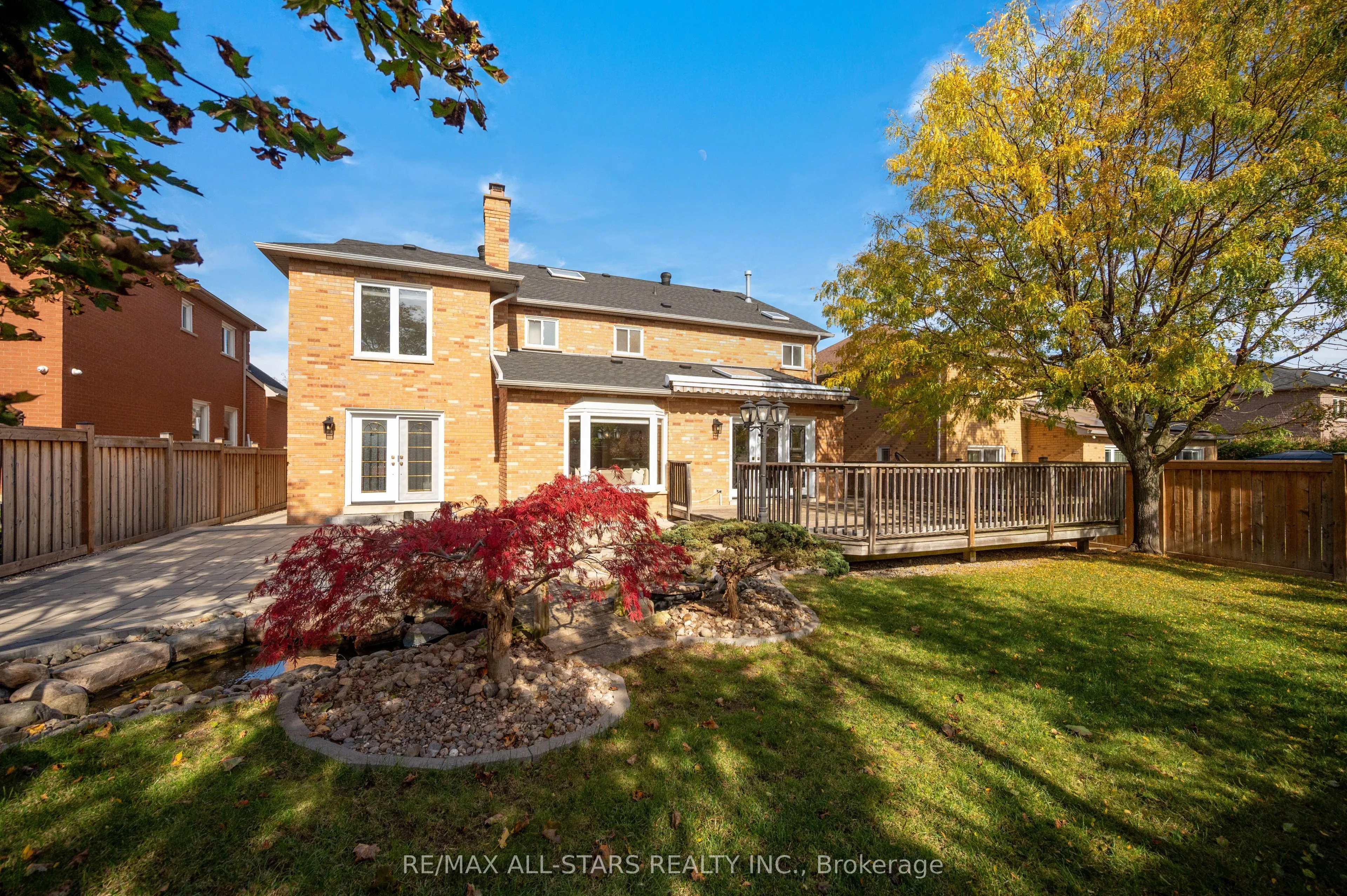 23 Charrington Crescent