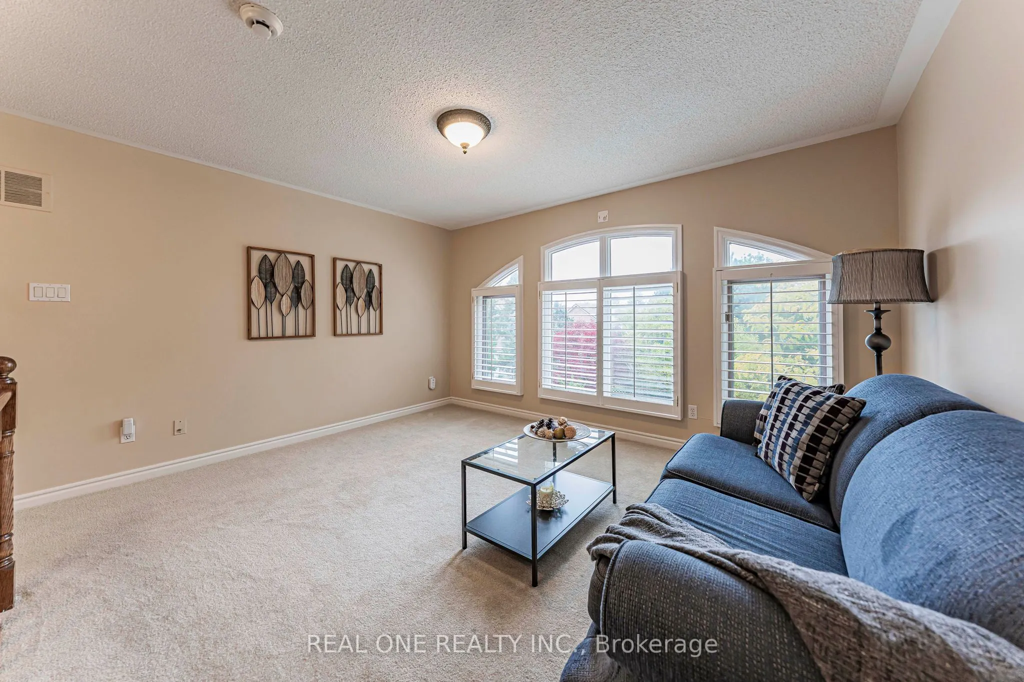 45 JOHN BUTTON Boulevard