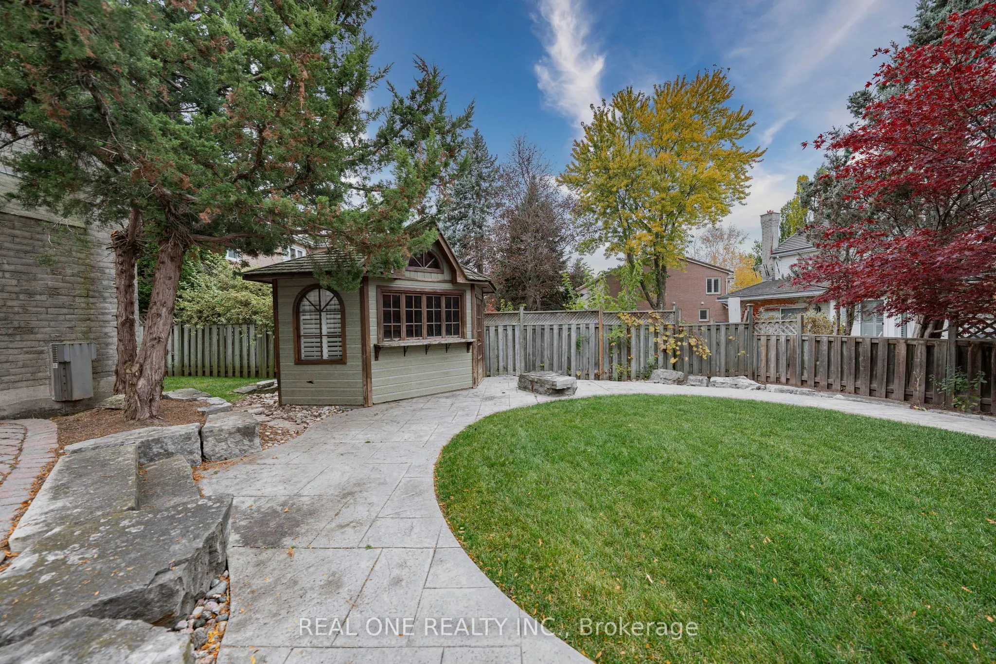 45 JOHN BUTTON Boulevard