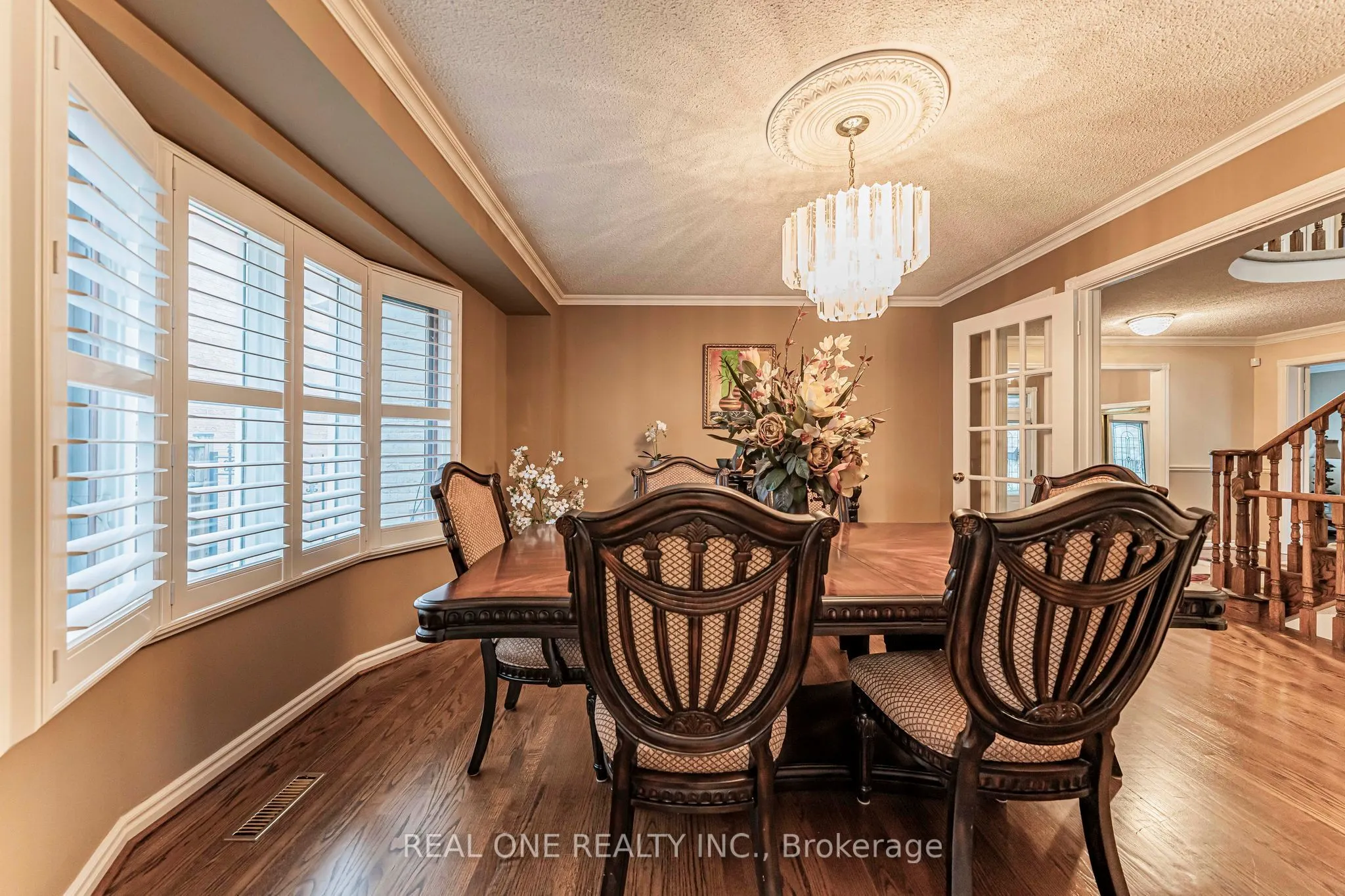 45 JOHN BUTTON Boulevard