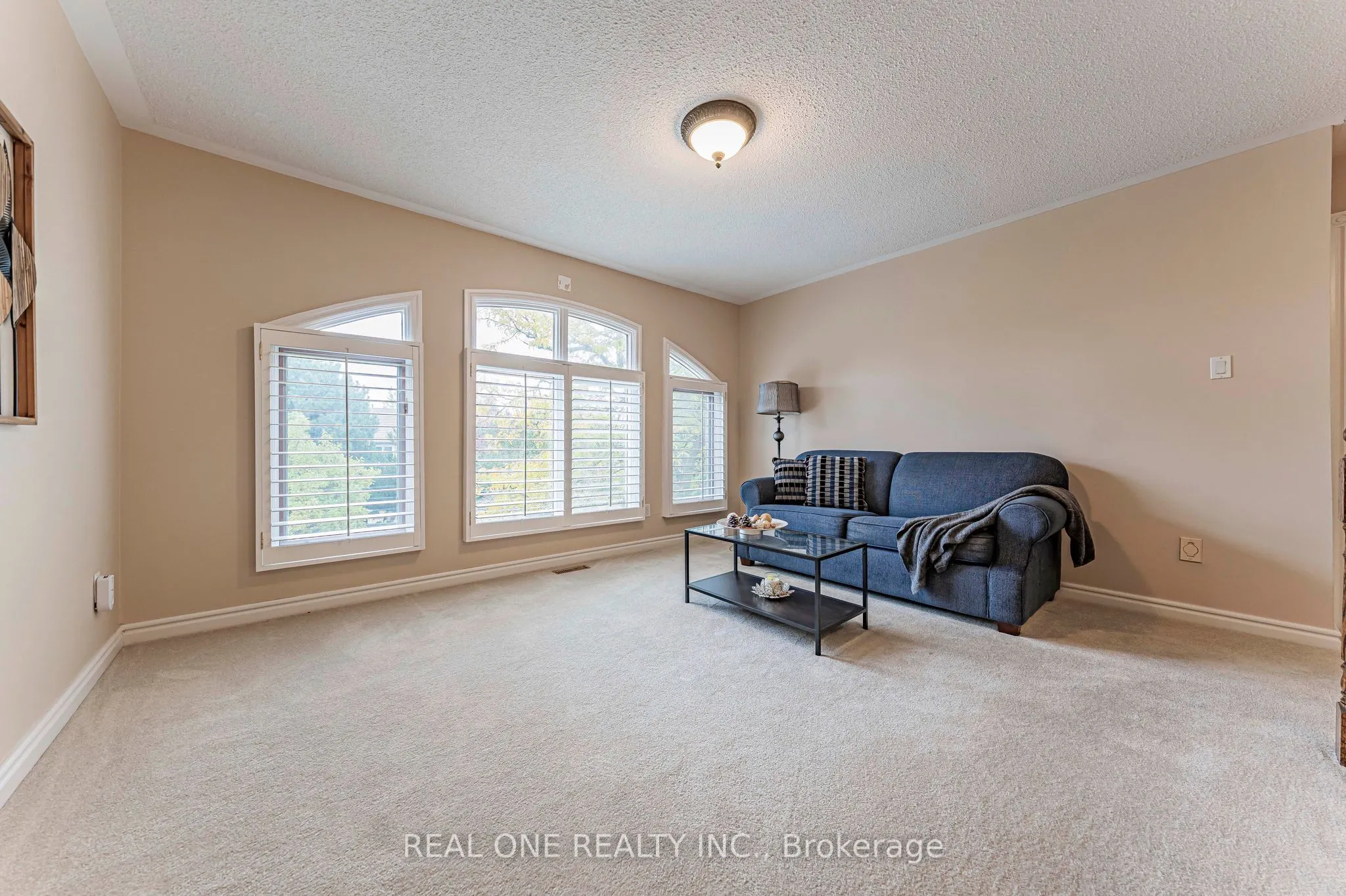 45 JOHN BUTTON Boulevard