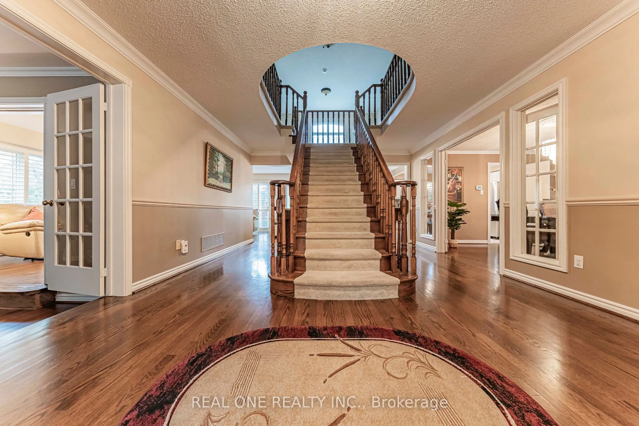 45 JOHN BUTTON Boulevard