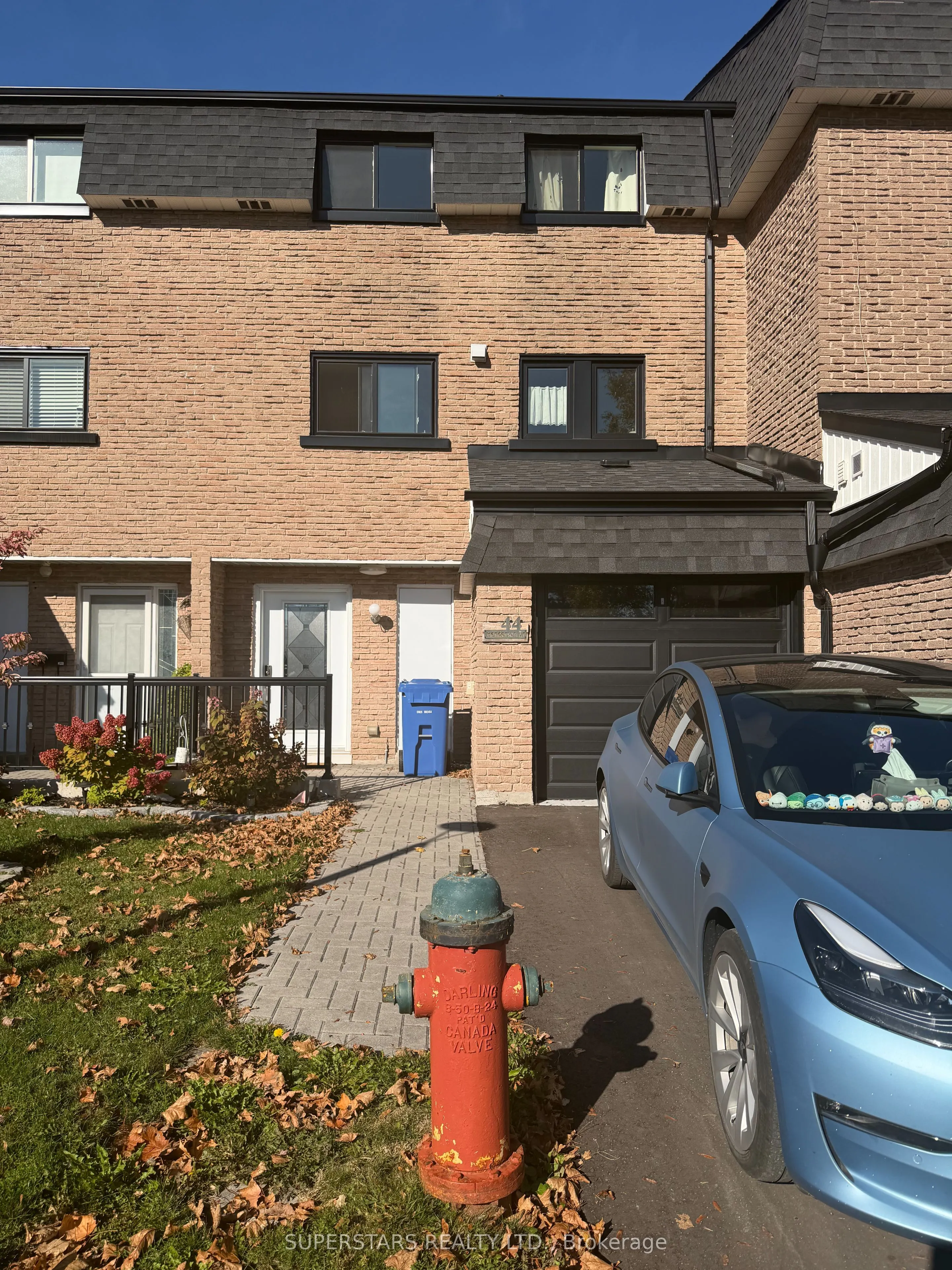 44 Henderson Drive #12