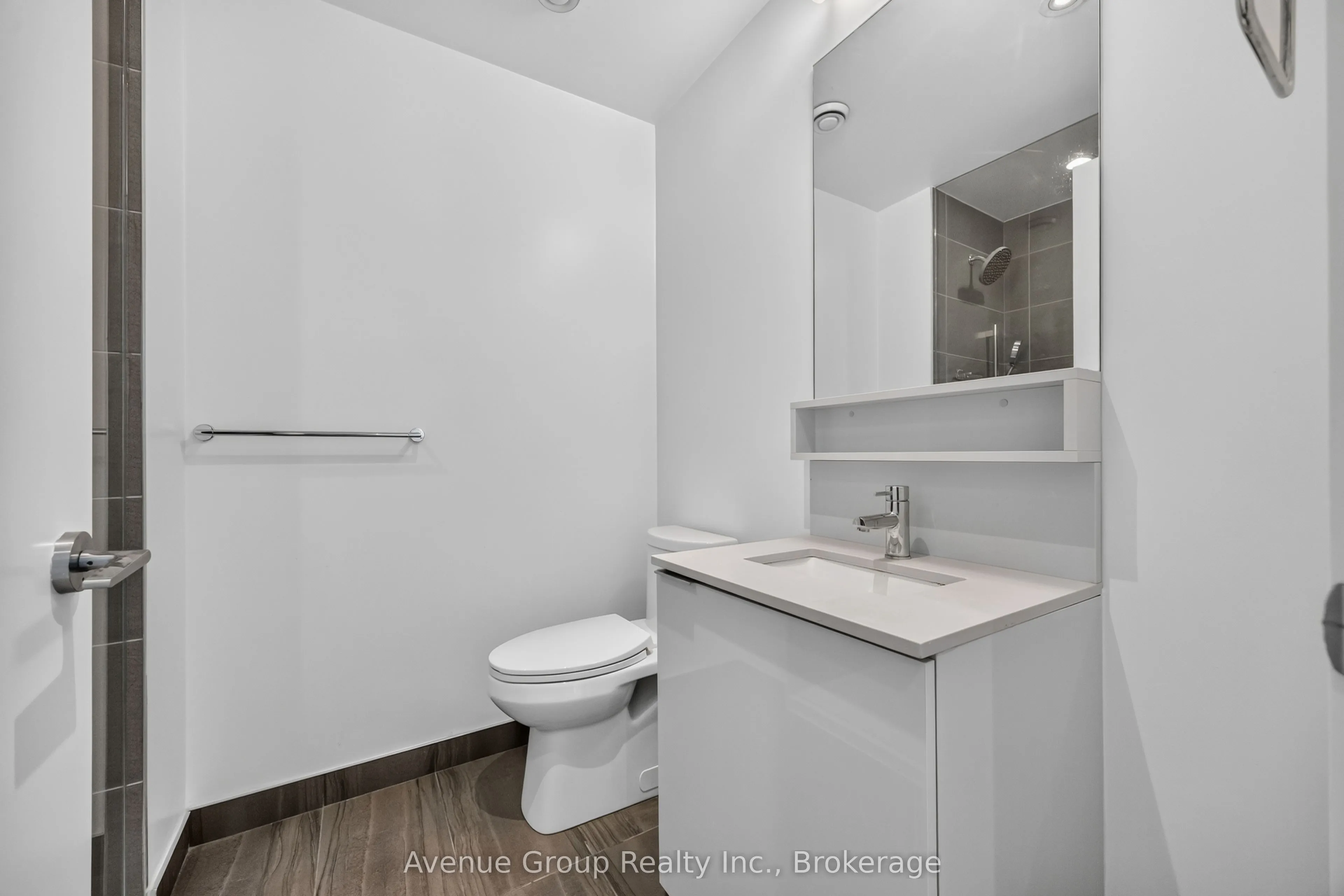 898 Portage Parkway #2106