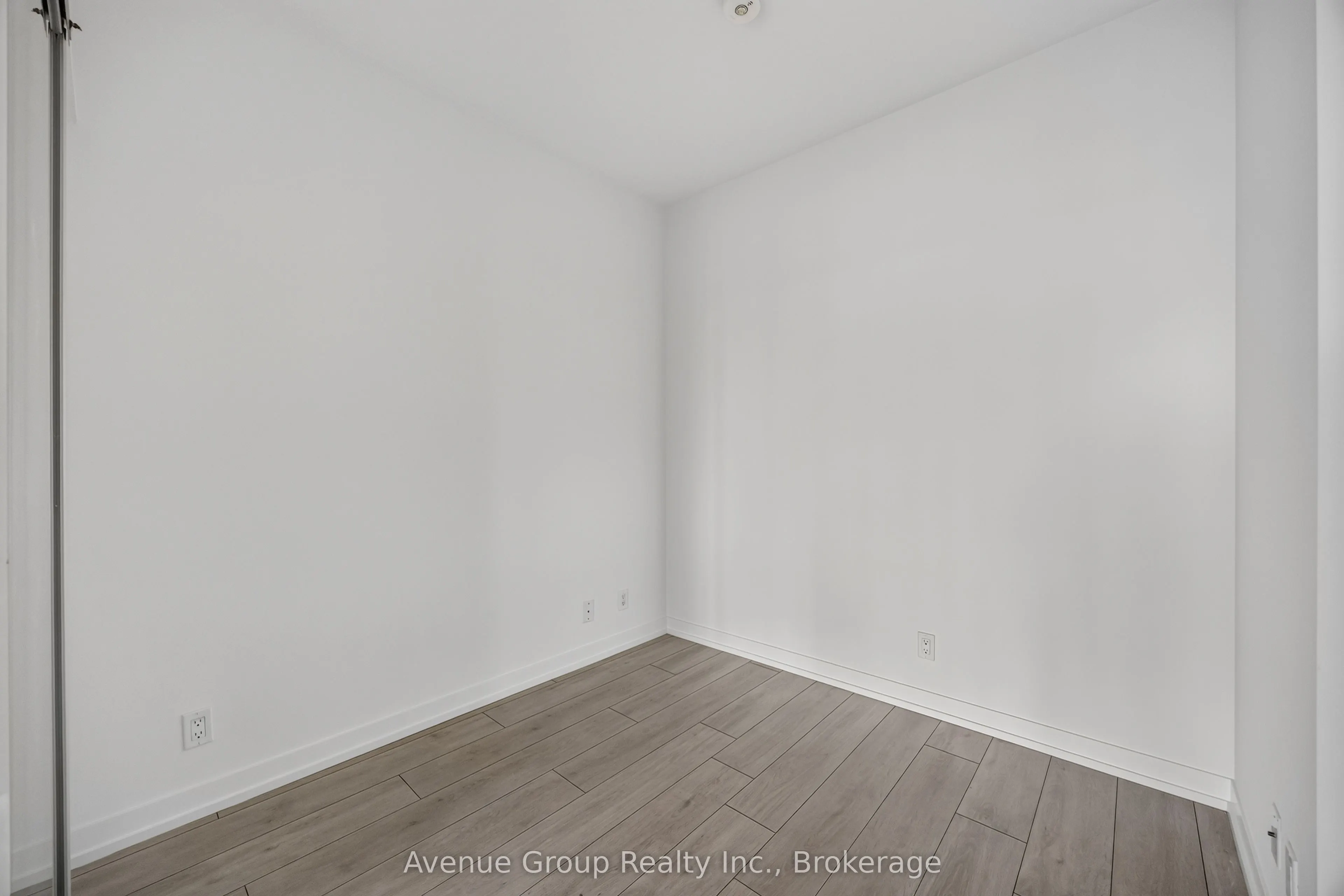 898 Portage Parkway #2106