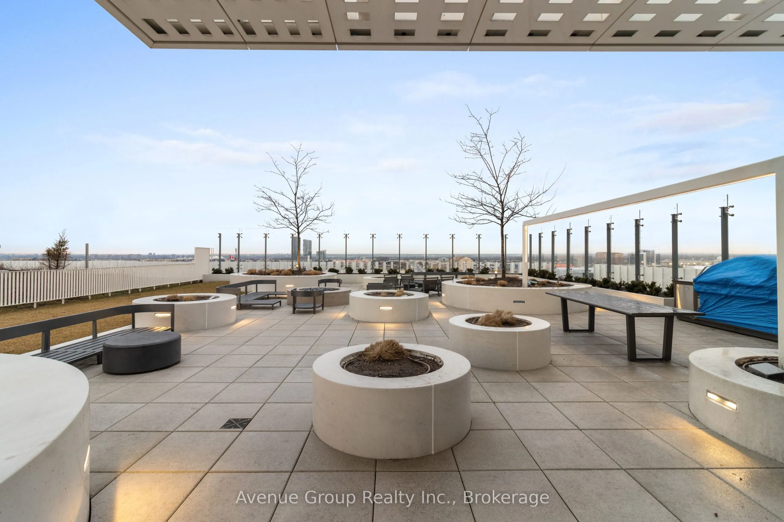898 Portage Parkway #2106