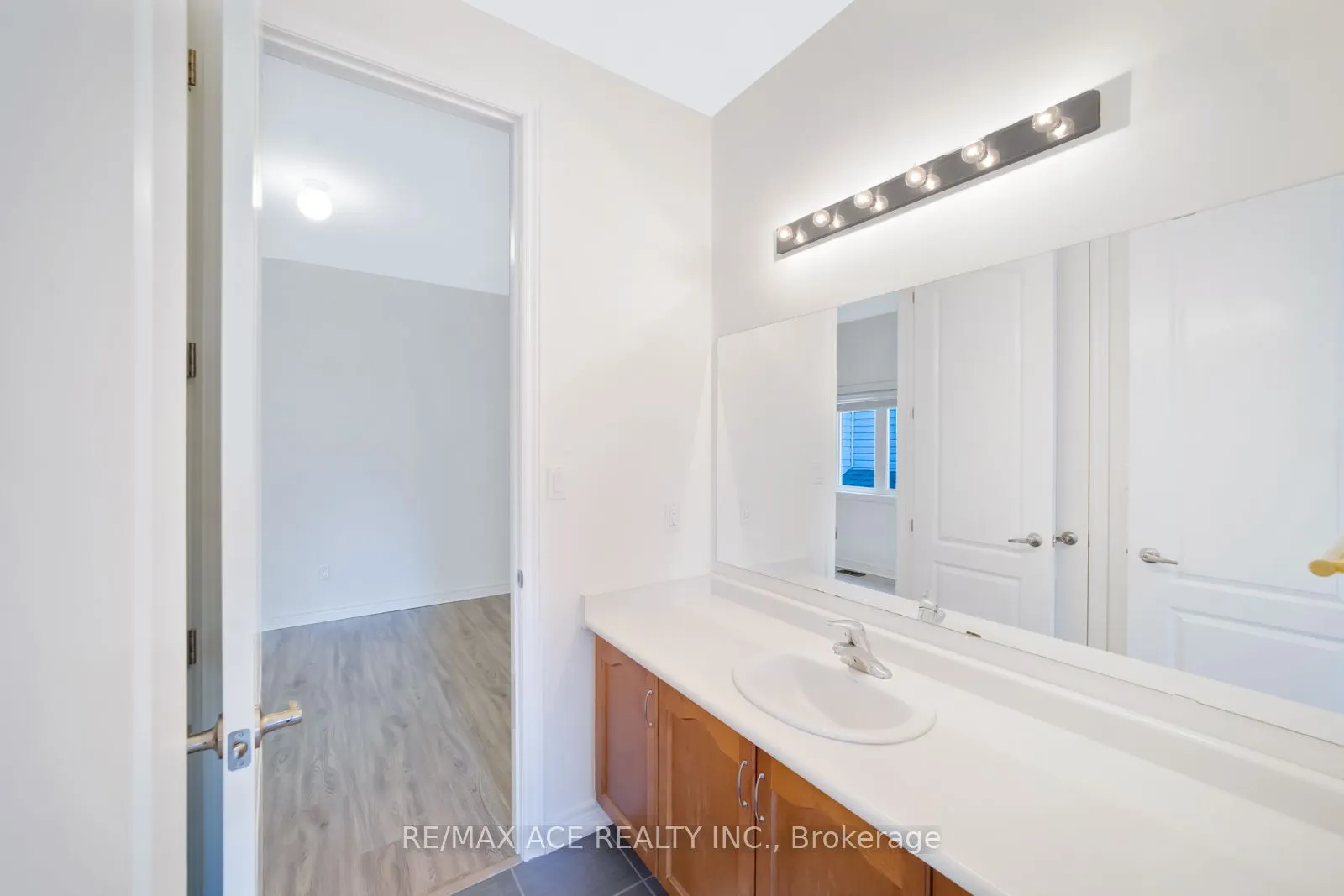 15 Bell Avenue
