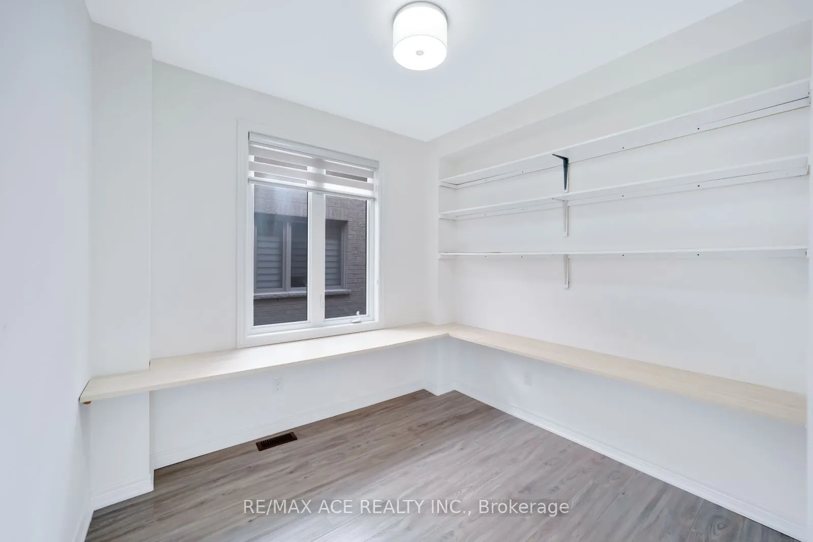 15 Bell Avenue