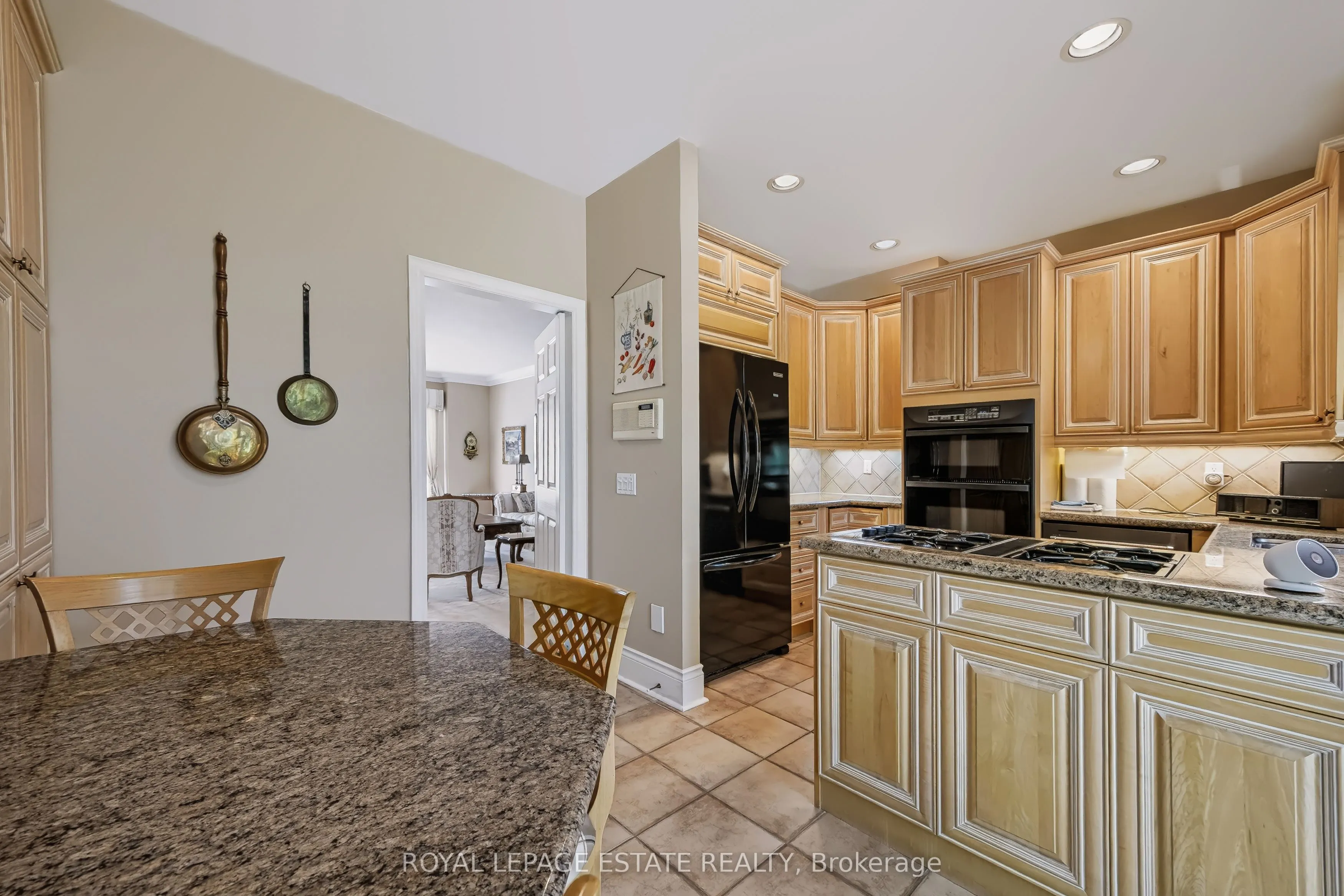 8038 Yonge Street #17