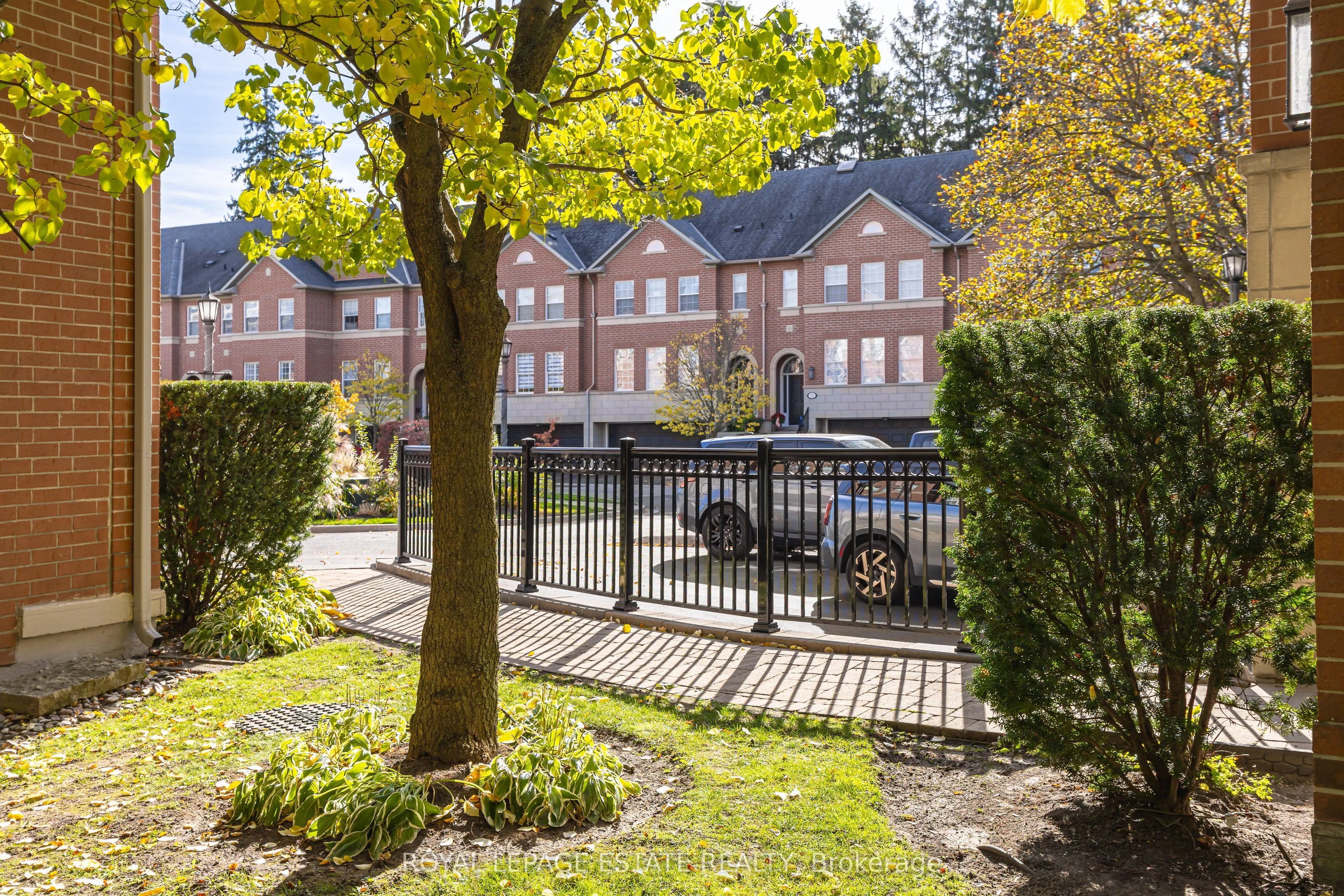 8038 Yonge Street #17
