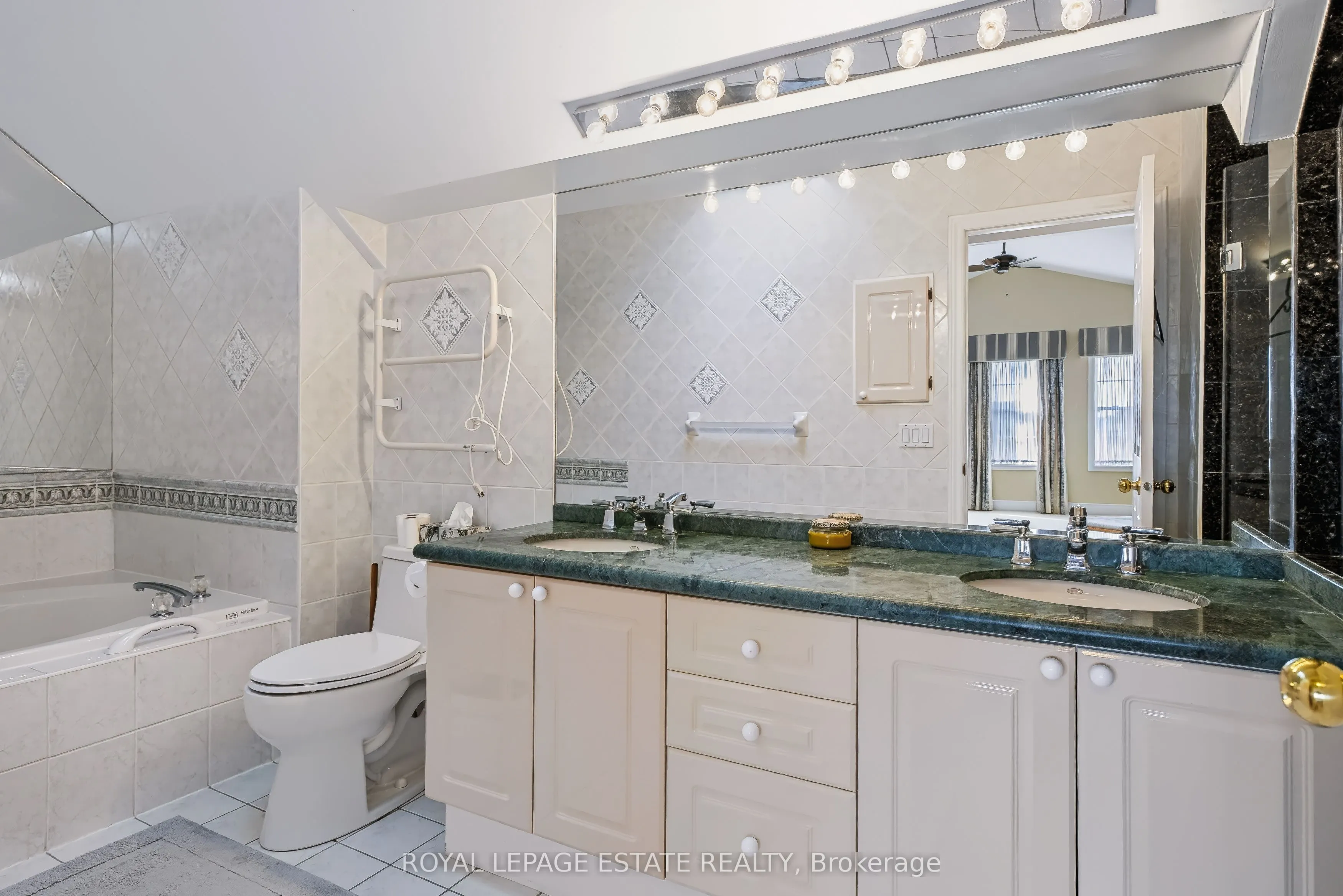 8038 Yonge Street #17