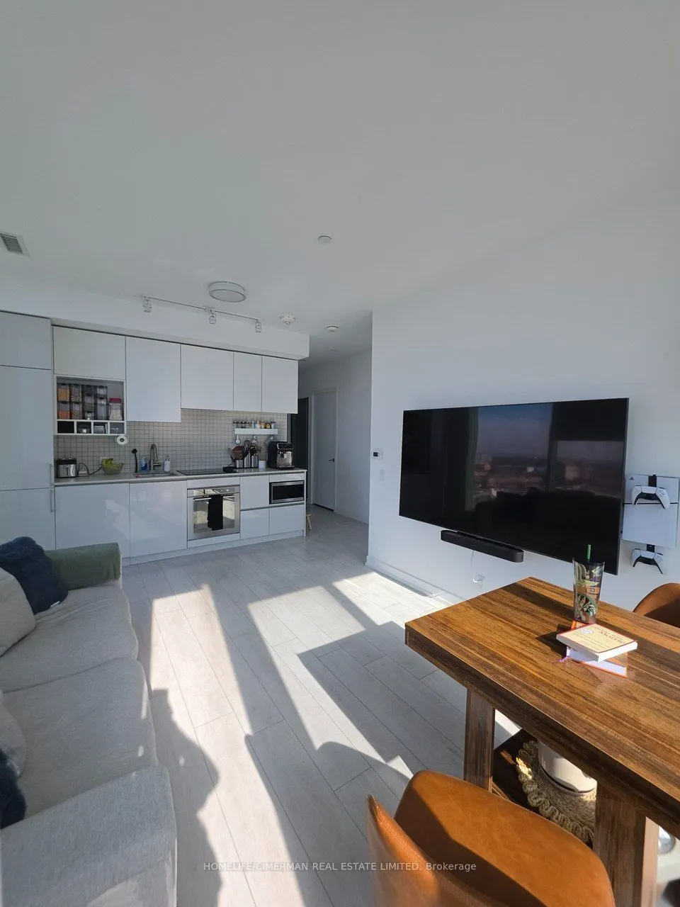 5 Buttermill Avenue #905