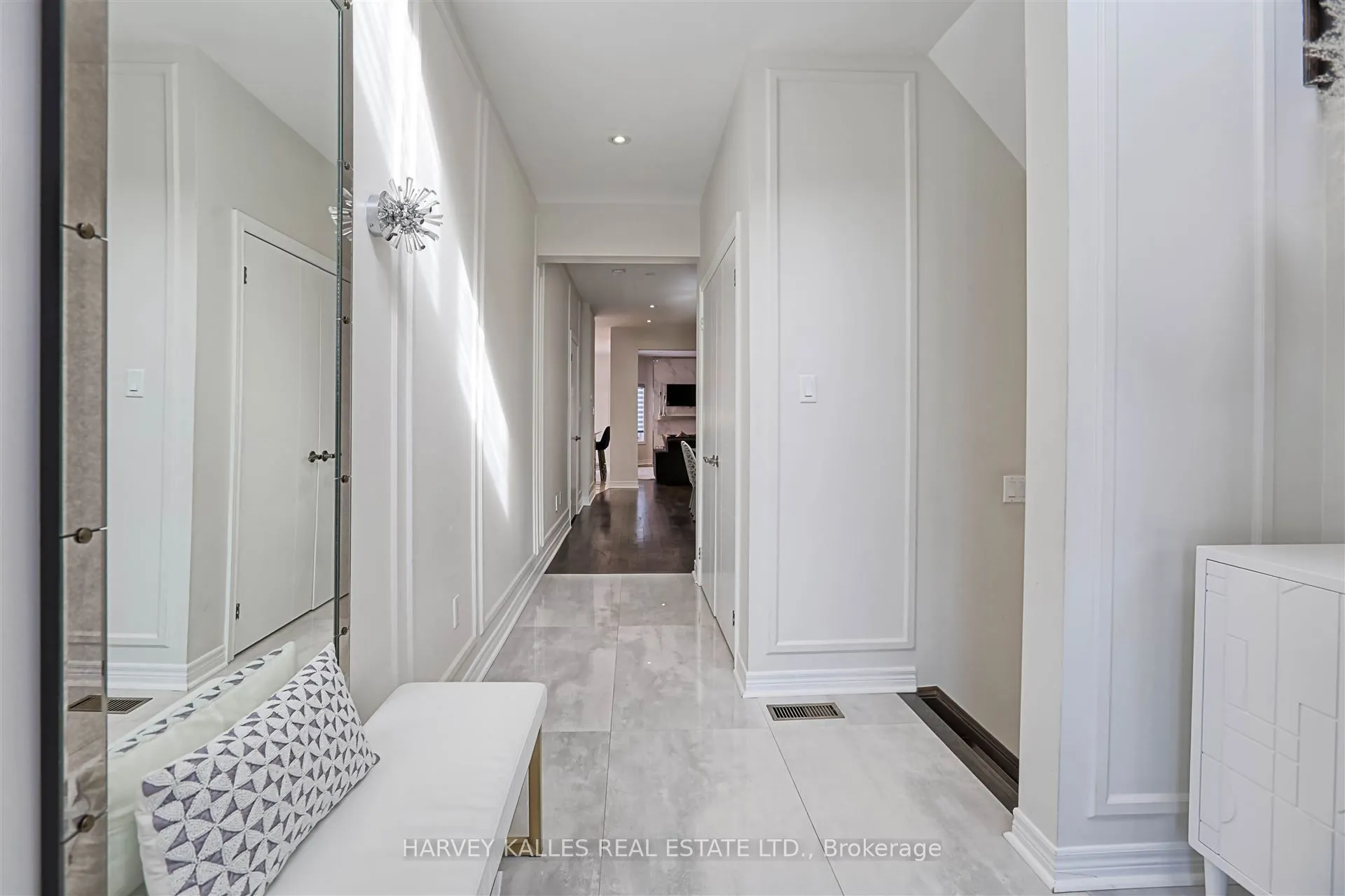 36 Canyon Gate Crescent