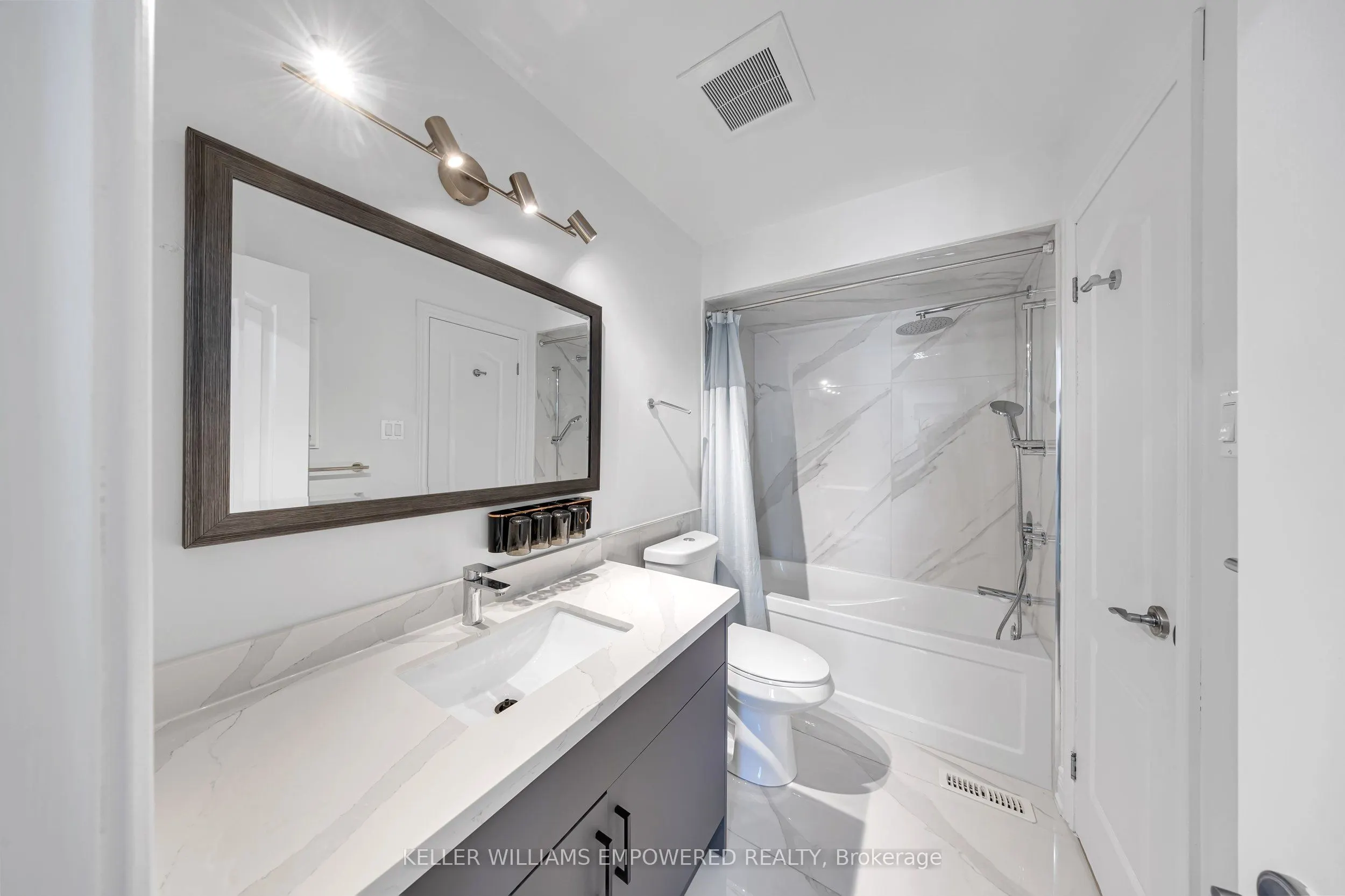 24 Lucena Crescent