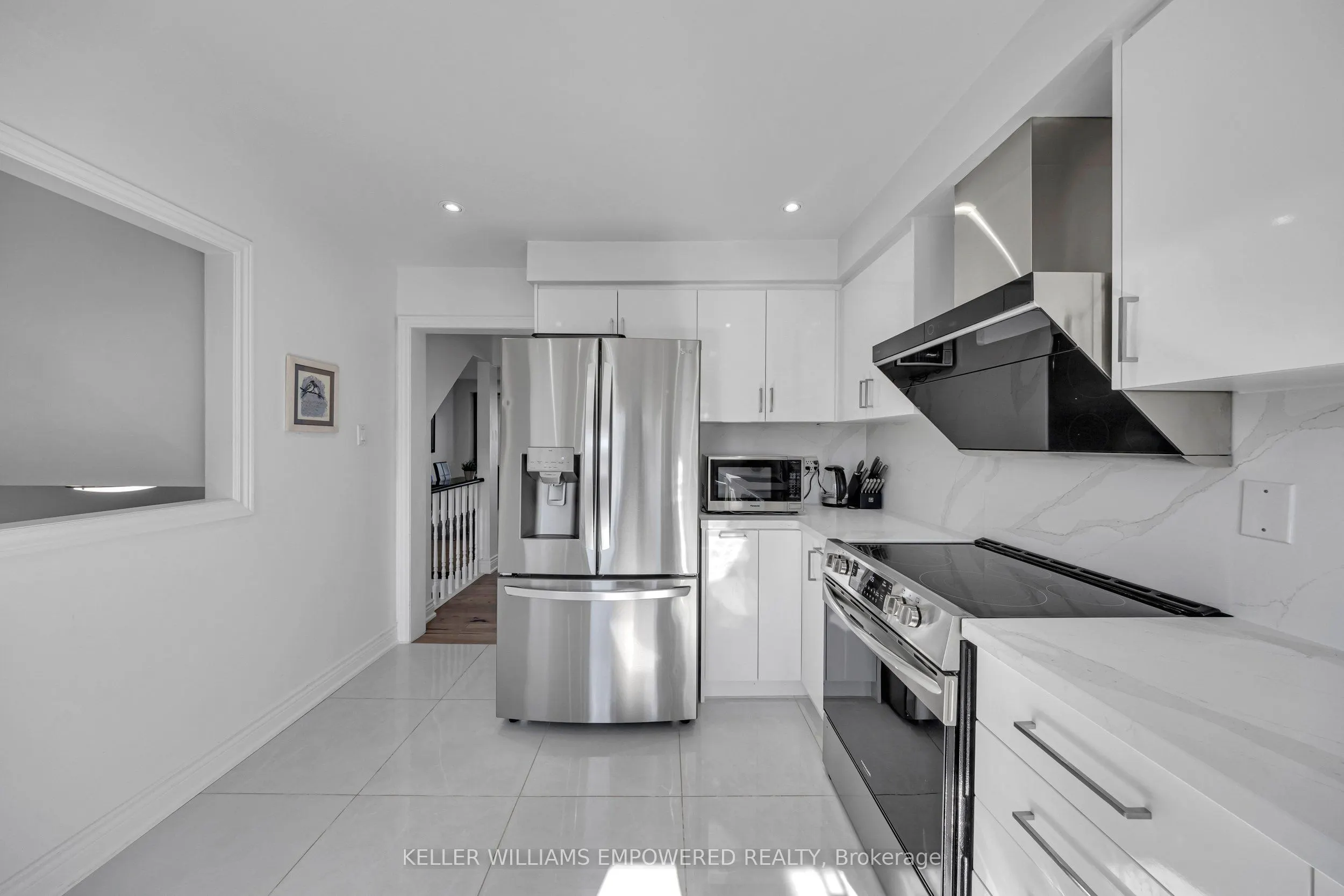 24 Lucena Crescent