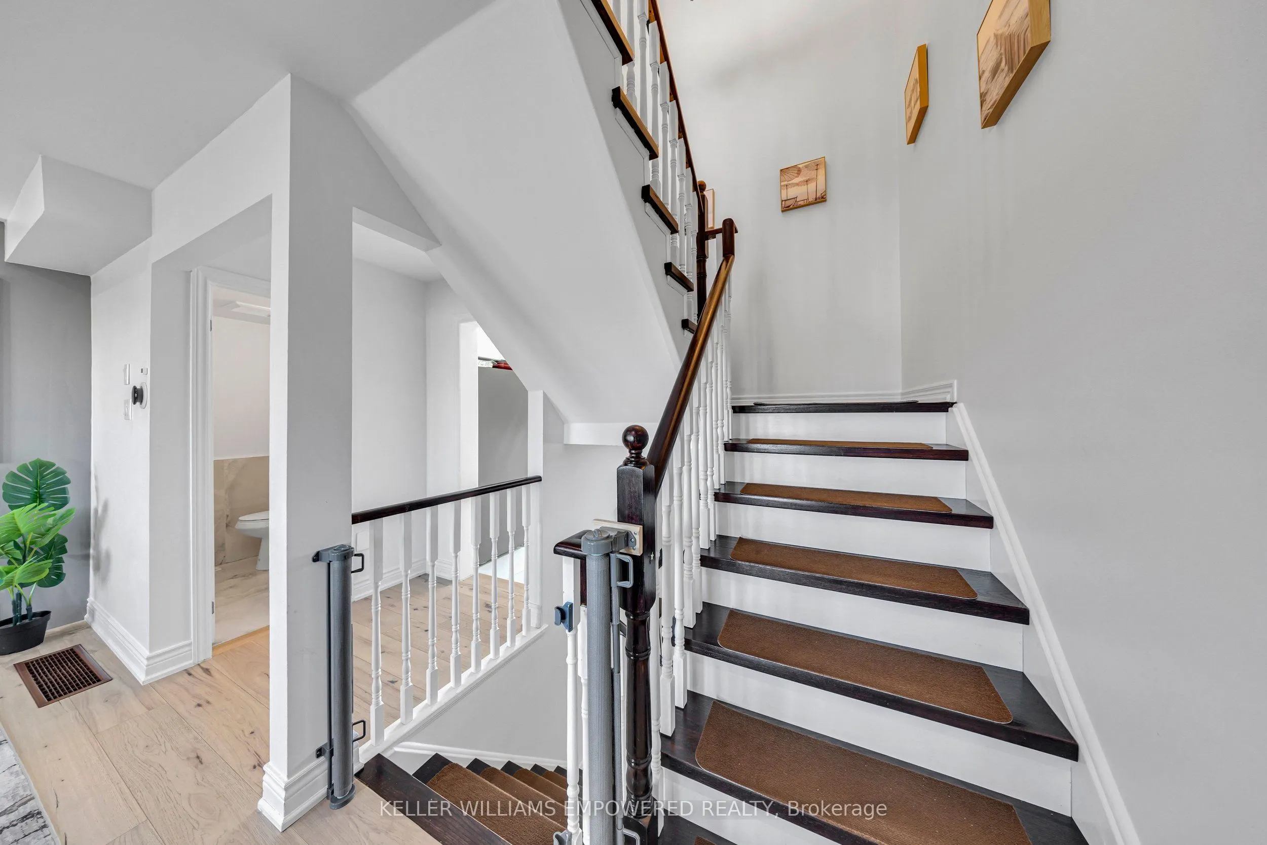 24 Lucena Crescent