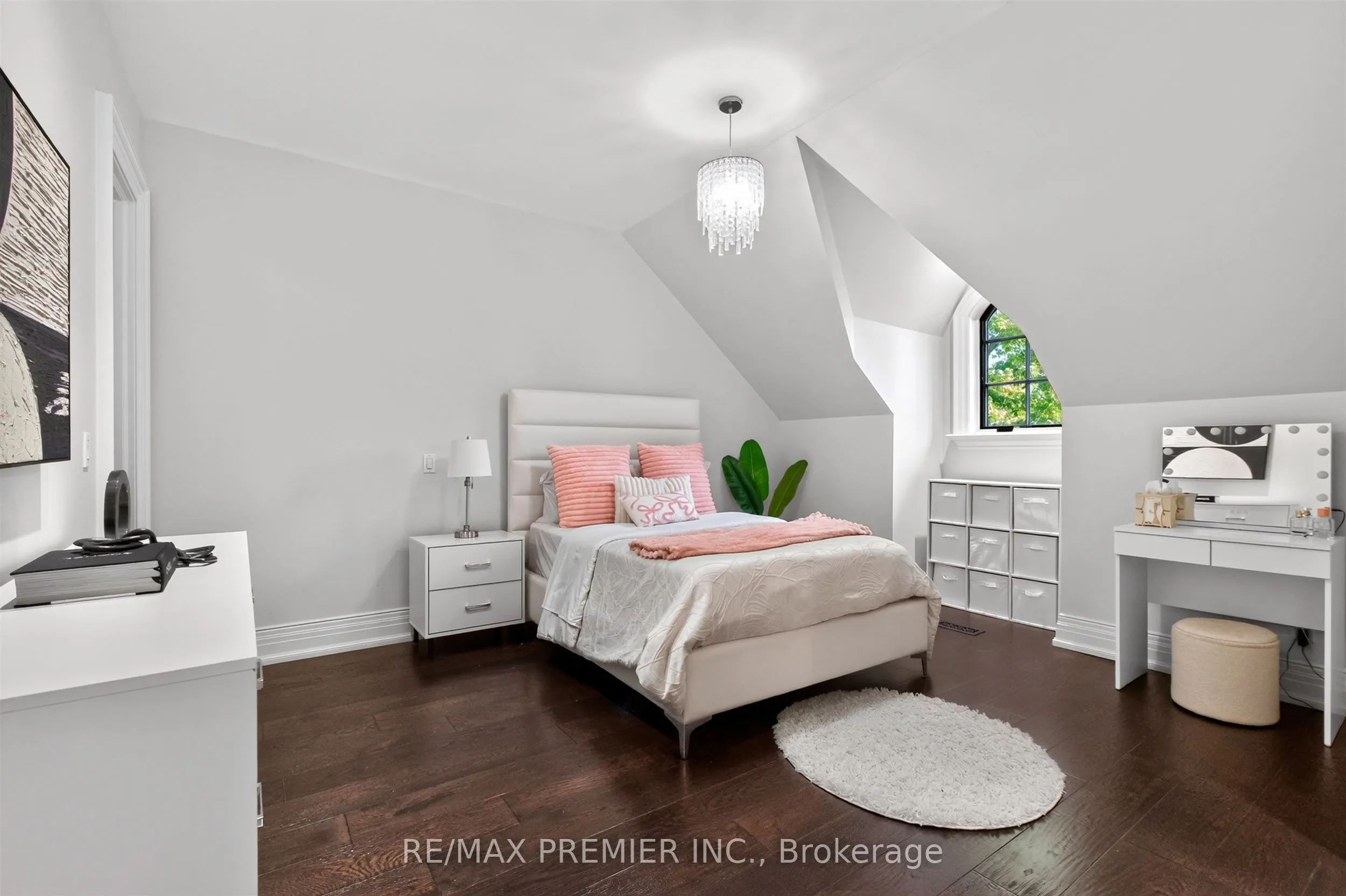 243 Rumble Avenue