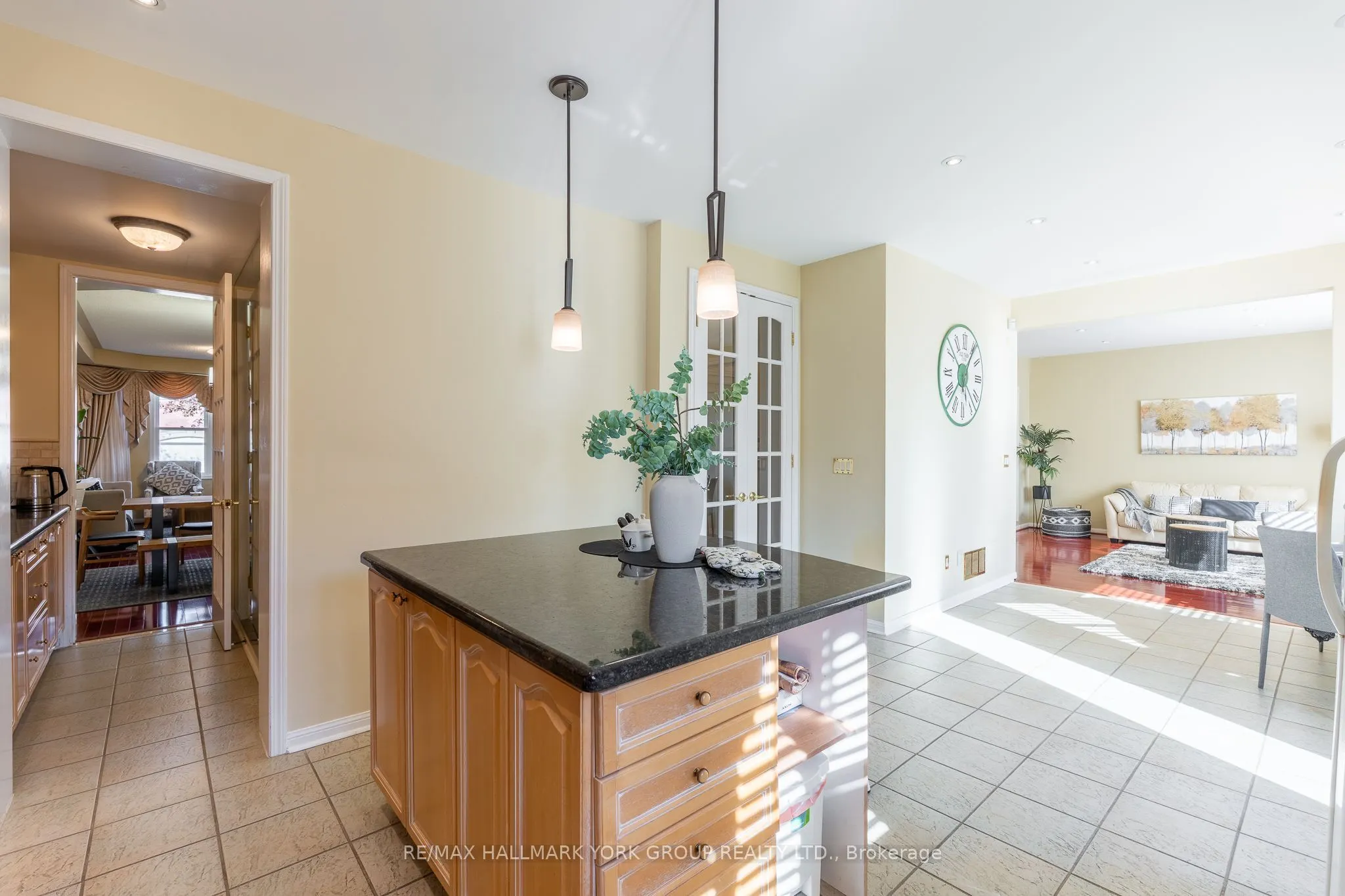 75 Winston Castle Drive