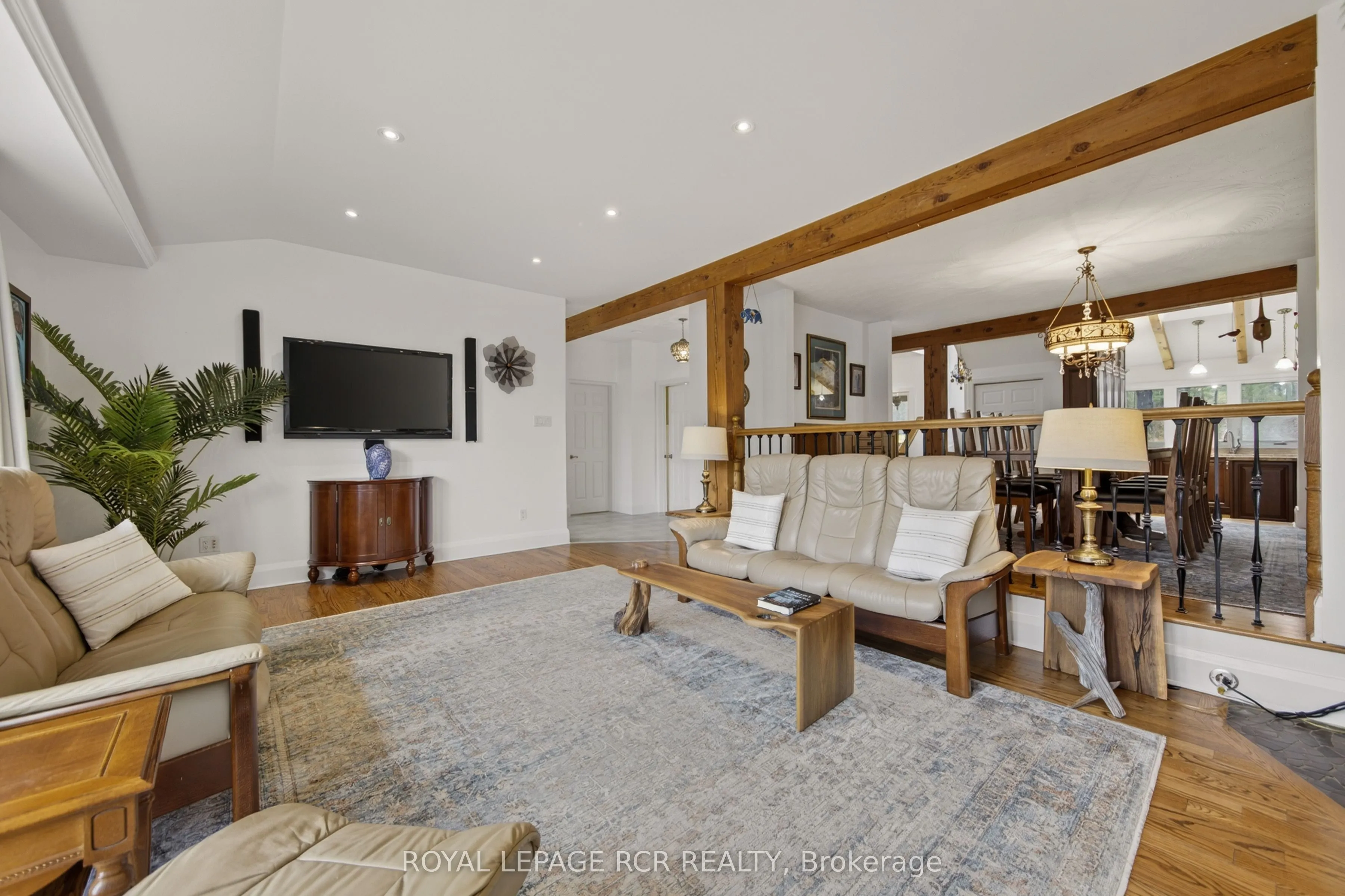 16365 Bathurst Street