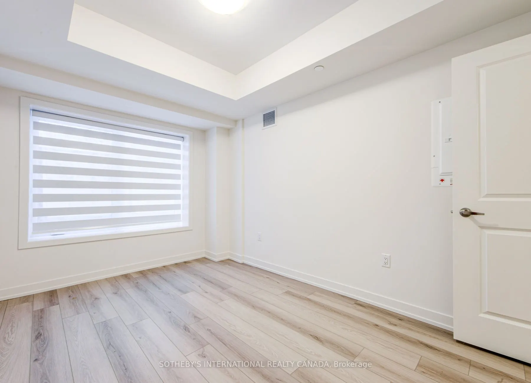 58 Elizabeth Street S #2102