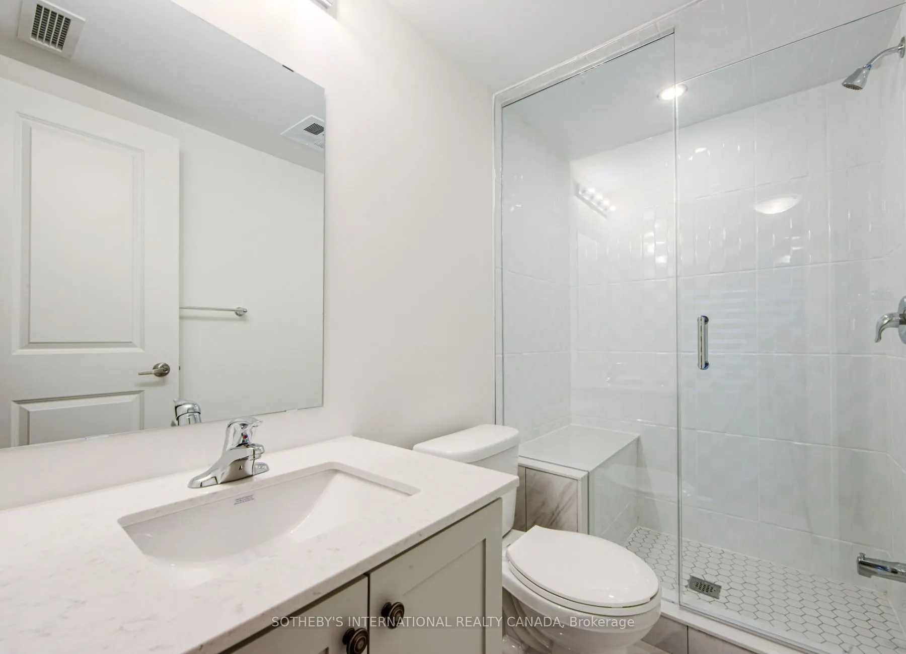 58 Elizabeth Street S #2102