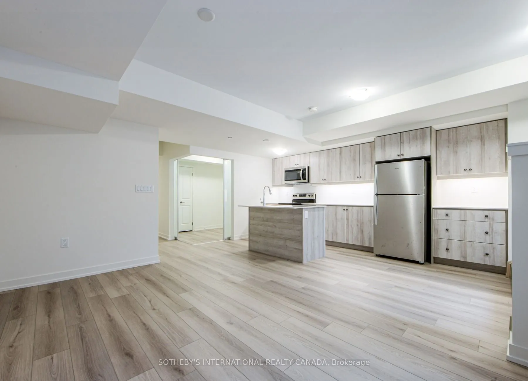 58 Elizabeth Street S #2102