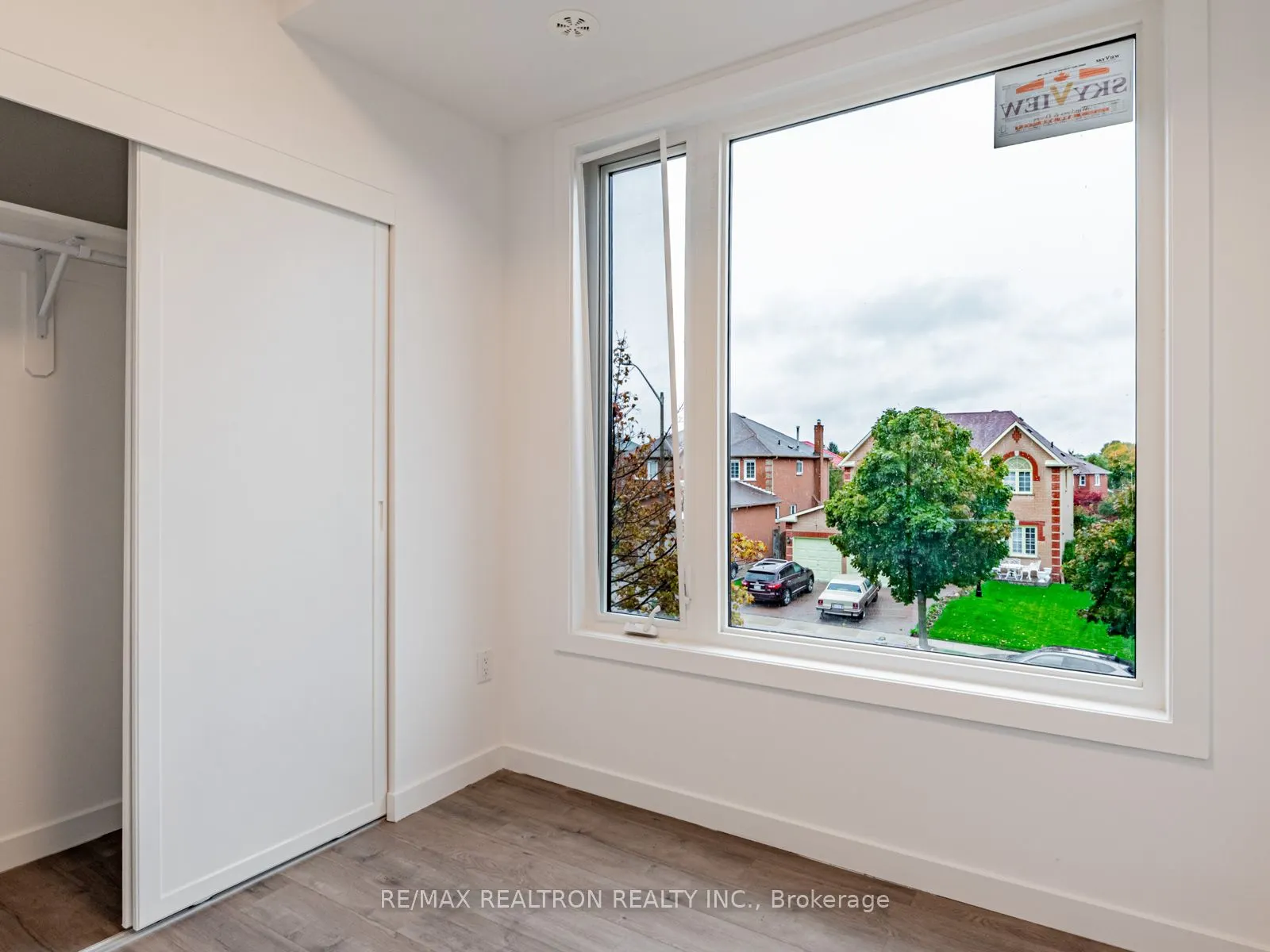 117 Marydale Avenue #31