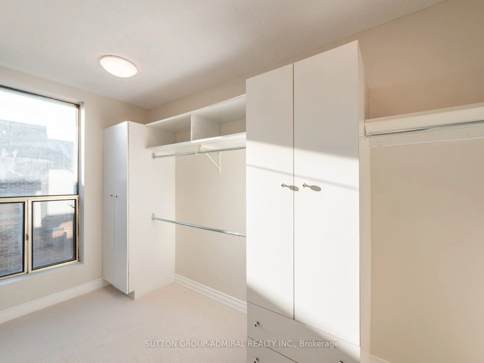 16 Elgin Street #316