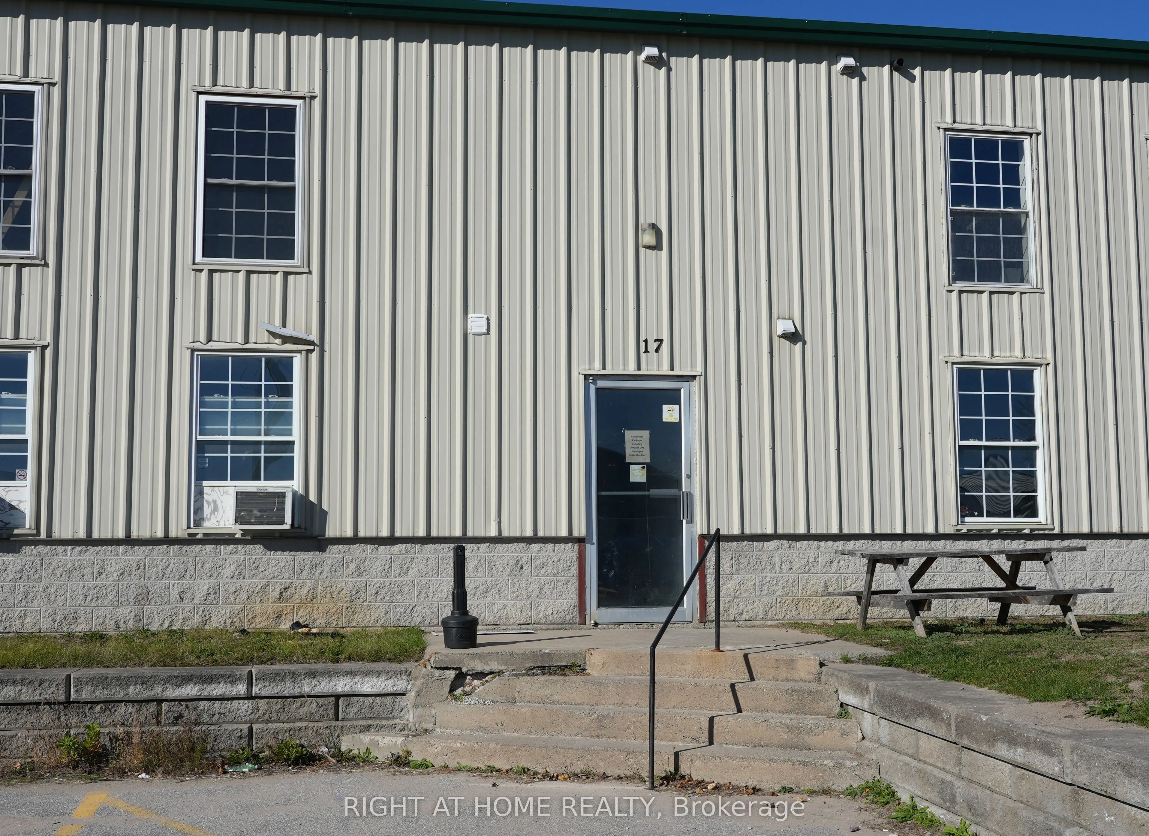 17 Napier Court #Unit B