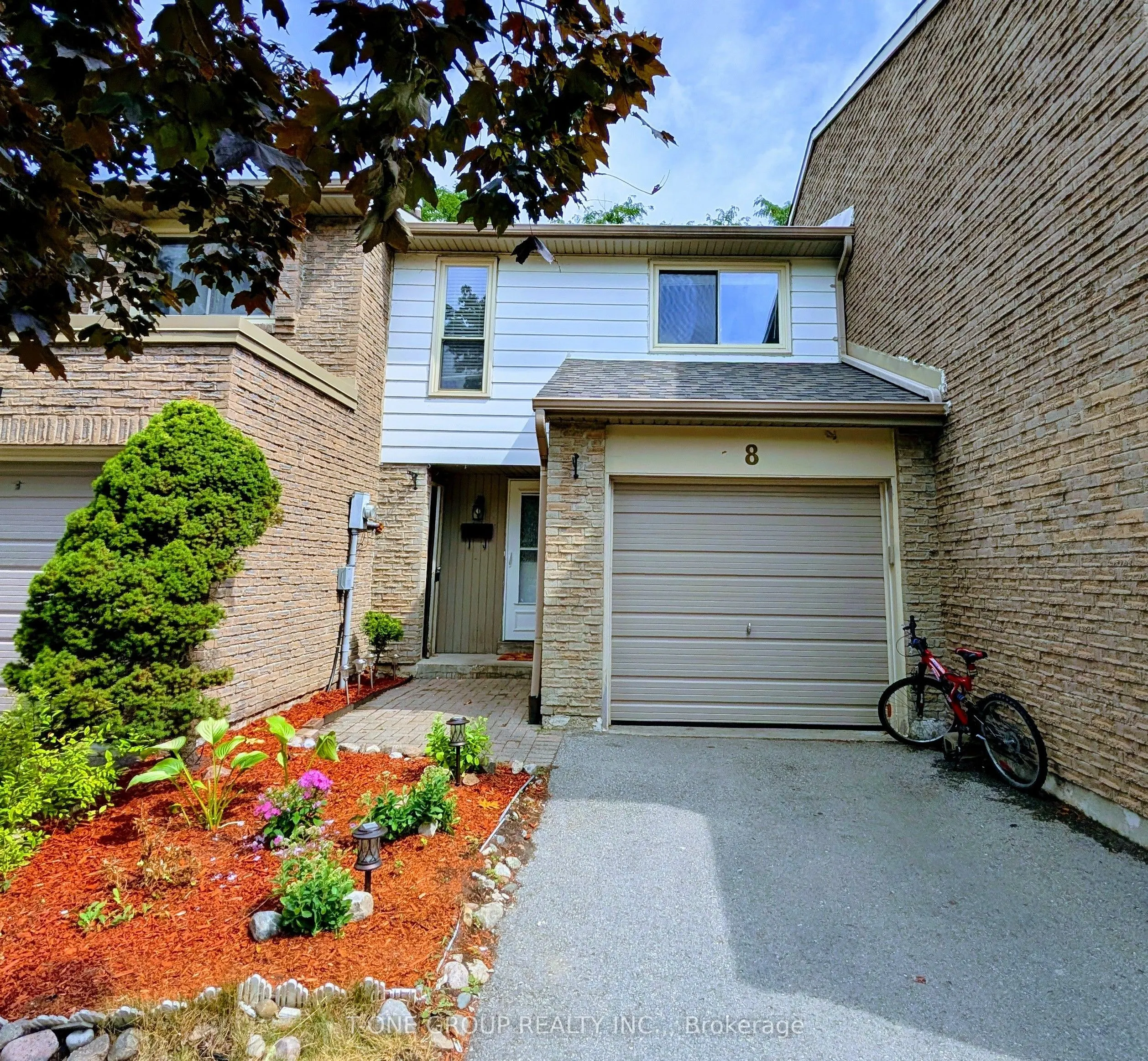 8 Camelot Way #99