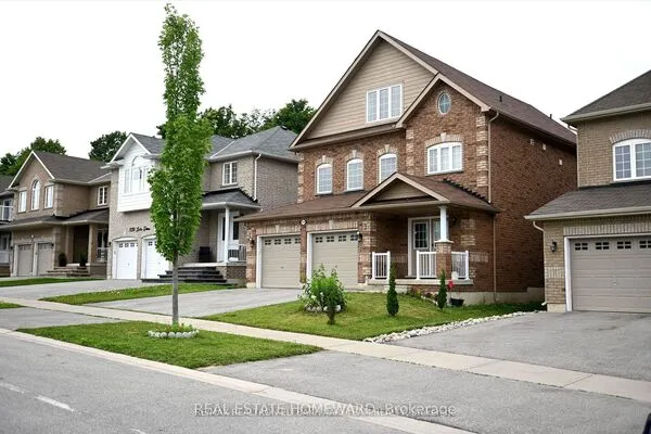 1226 Leslie Drive