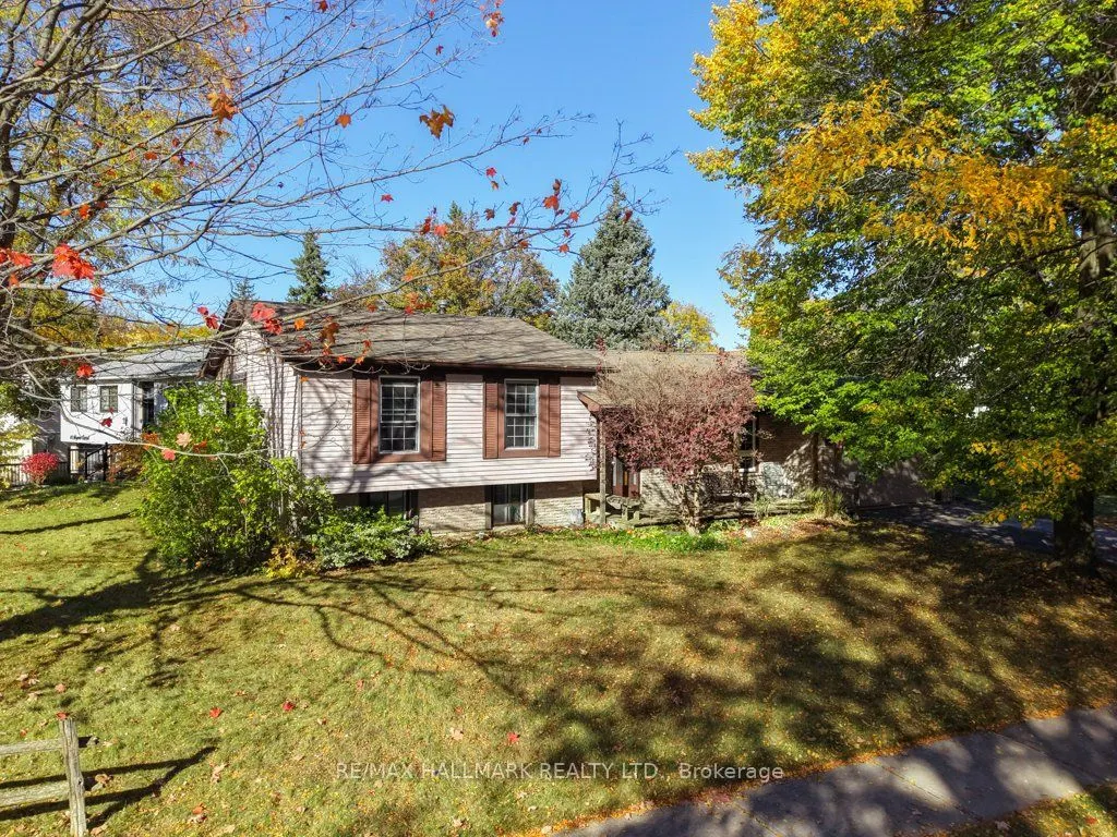 59 Mayvern Crescent