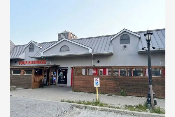 100 Steeles Avenue W