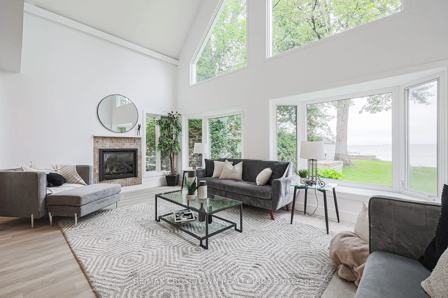 128 Moores Beach Road
